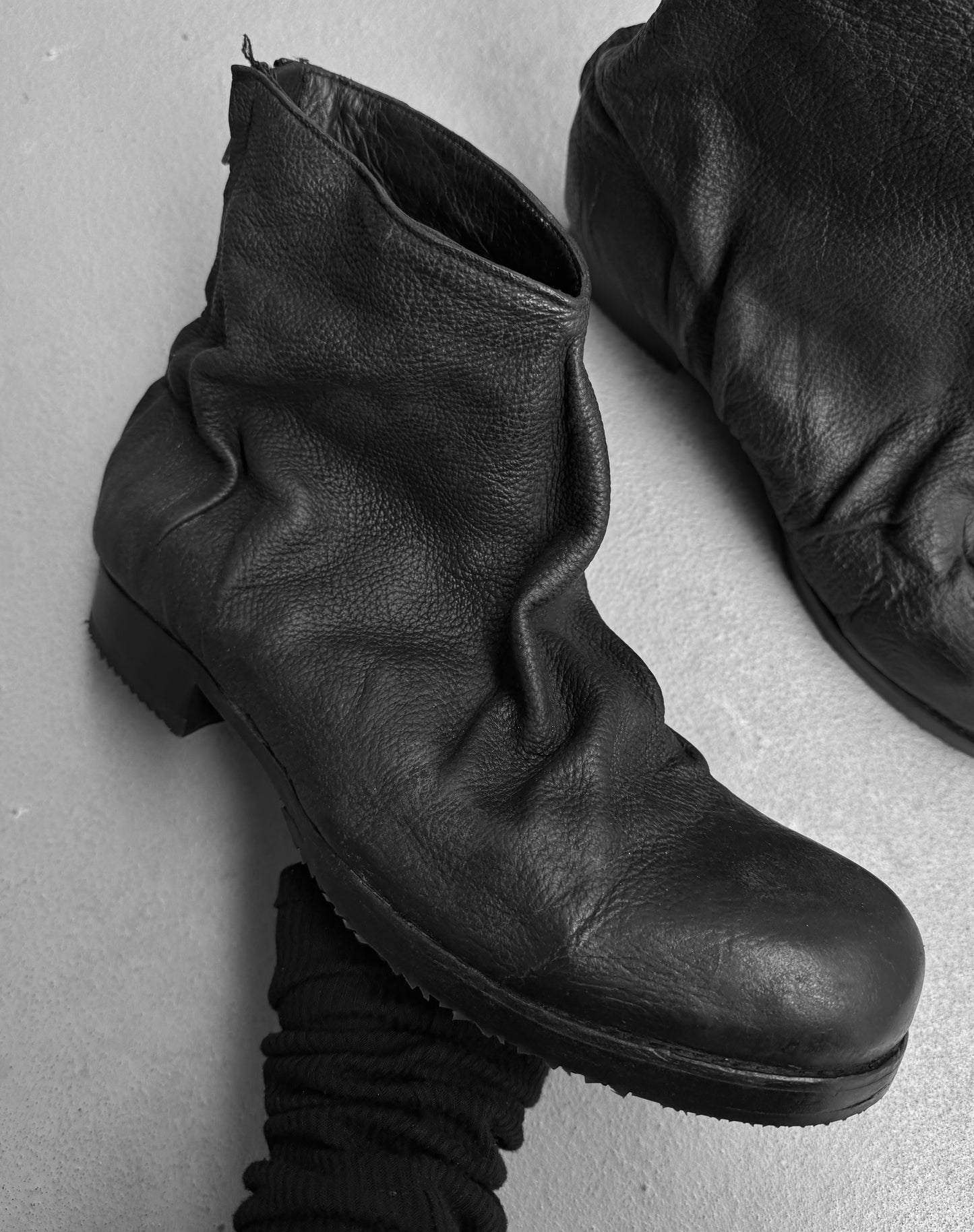OBSCUR Wrinkle Horse Leather Back-zip Boots