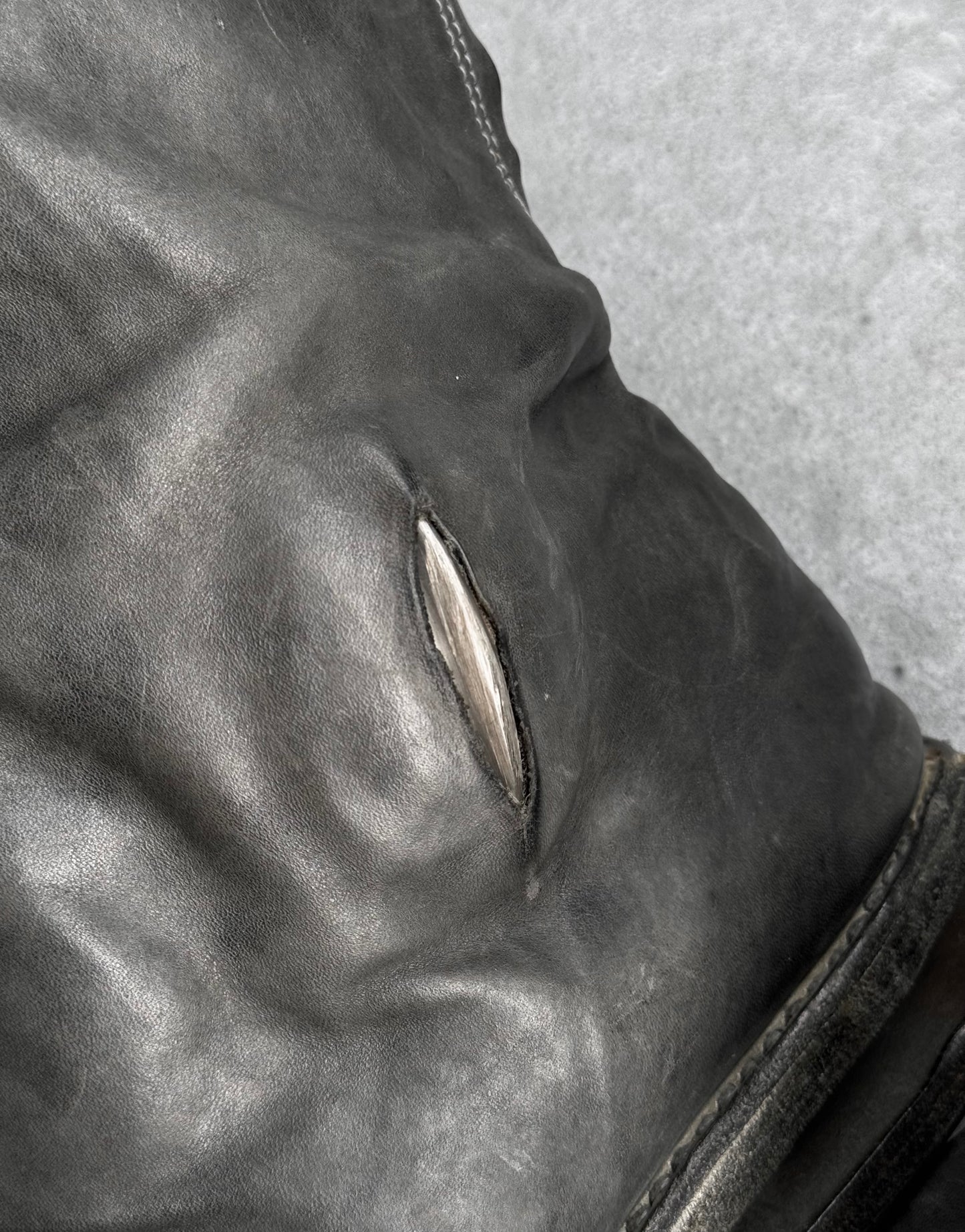 Carol Christian Poell ‘AM/2693P-IN ROOMS-PTC’ Object-dyed Kangaroo Leather Titanium Prosthetic U-Sole Tornado Zip Boots