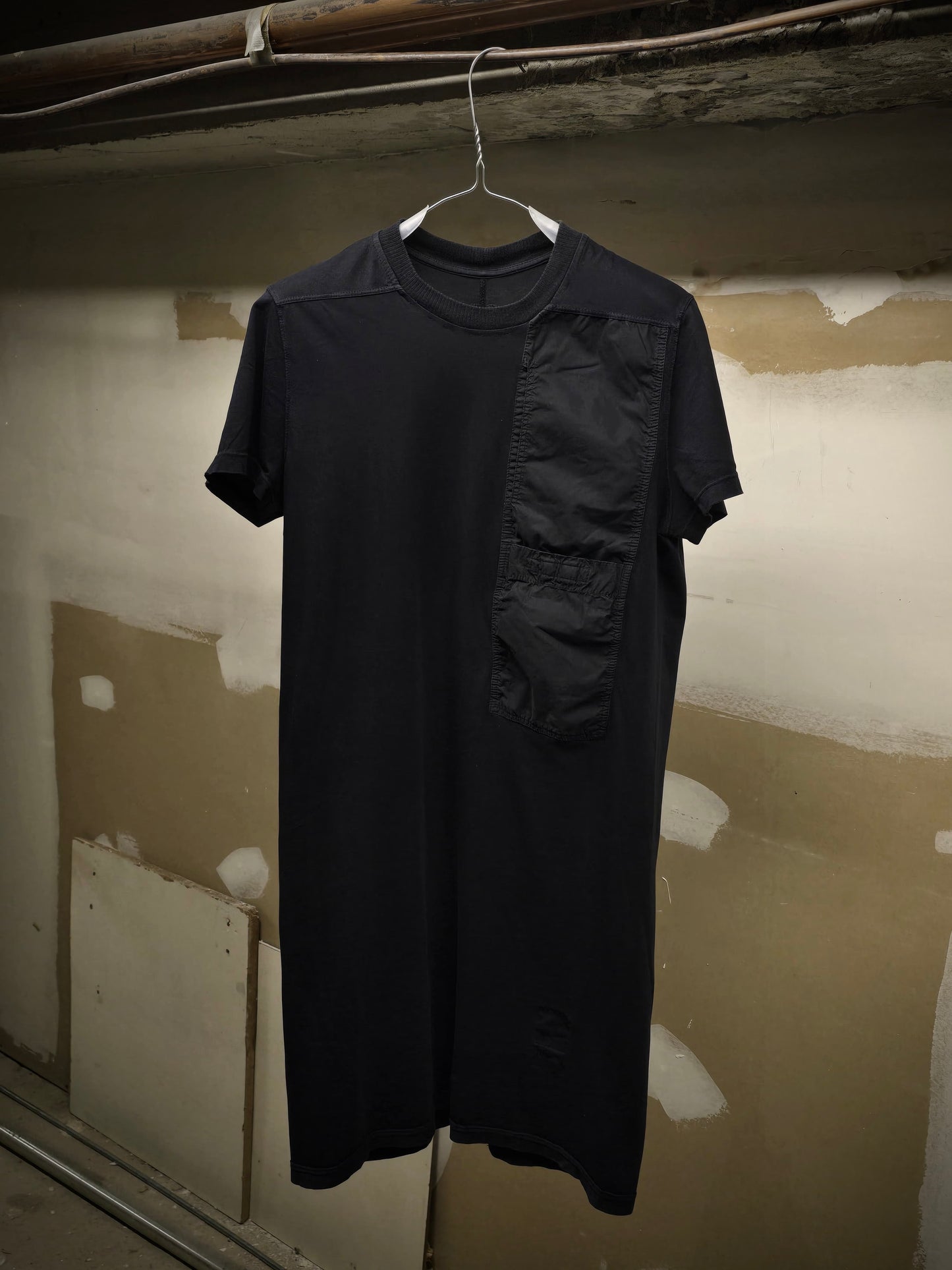 Rick Owens DRKSHDW AW16 "MASTODON" Velcro Pocket Level T-shirt | Archive Fashion Toronto