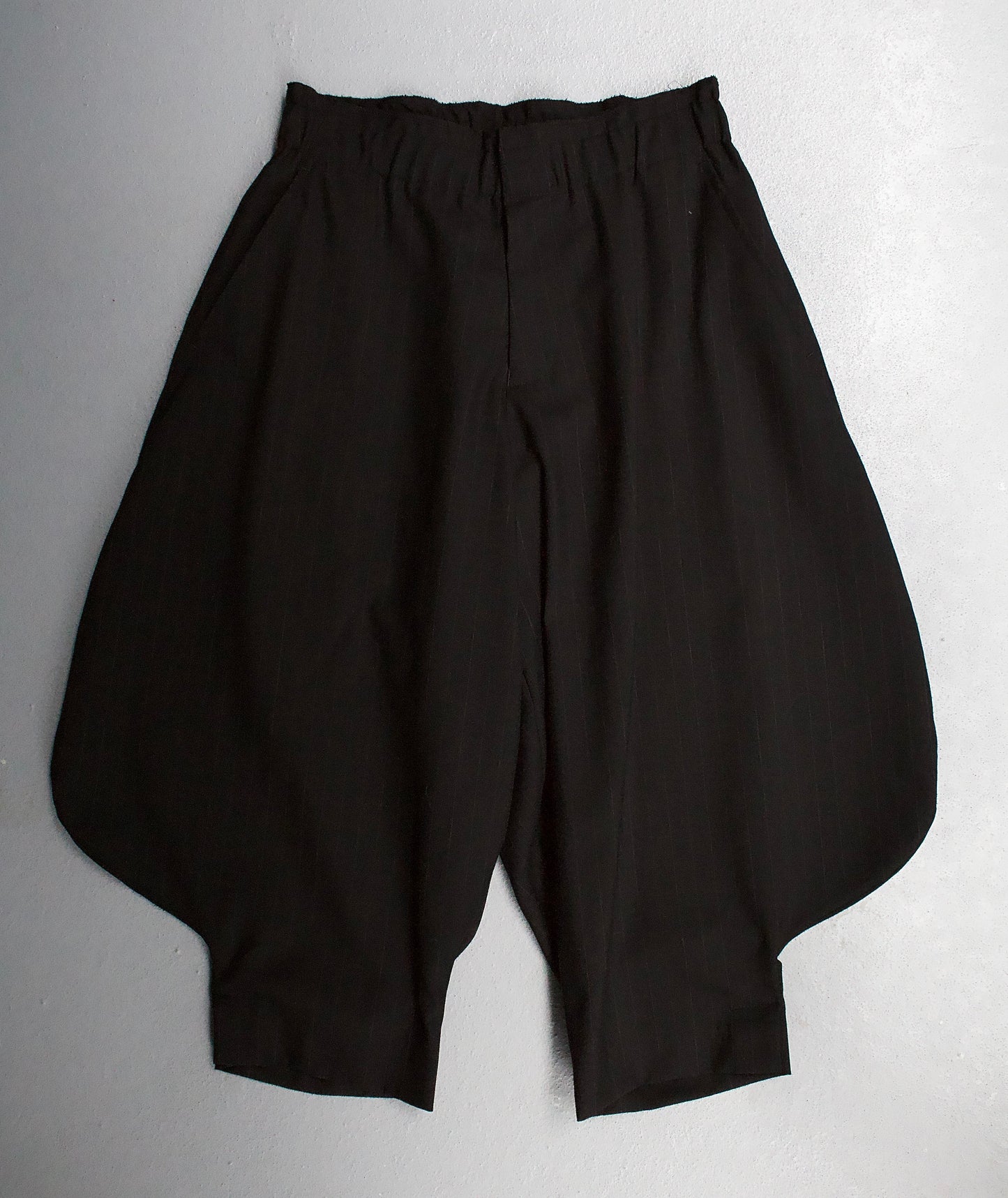 COMME des GARÇONS SS11 Gabardine Balloon Capris