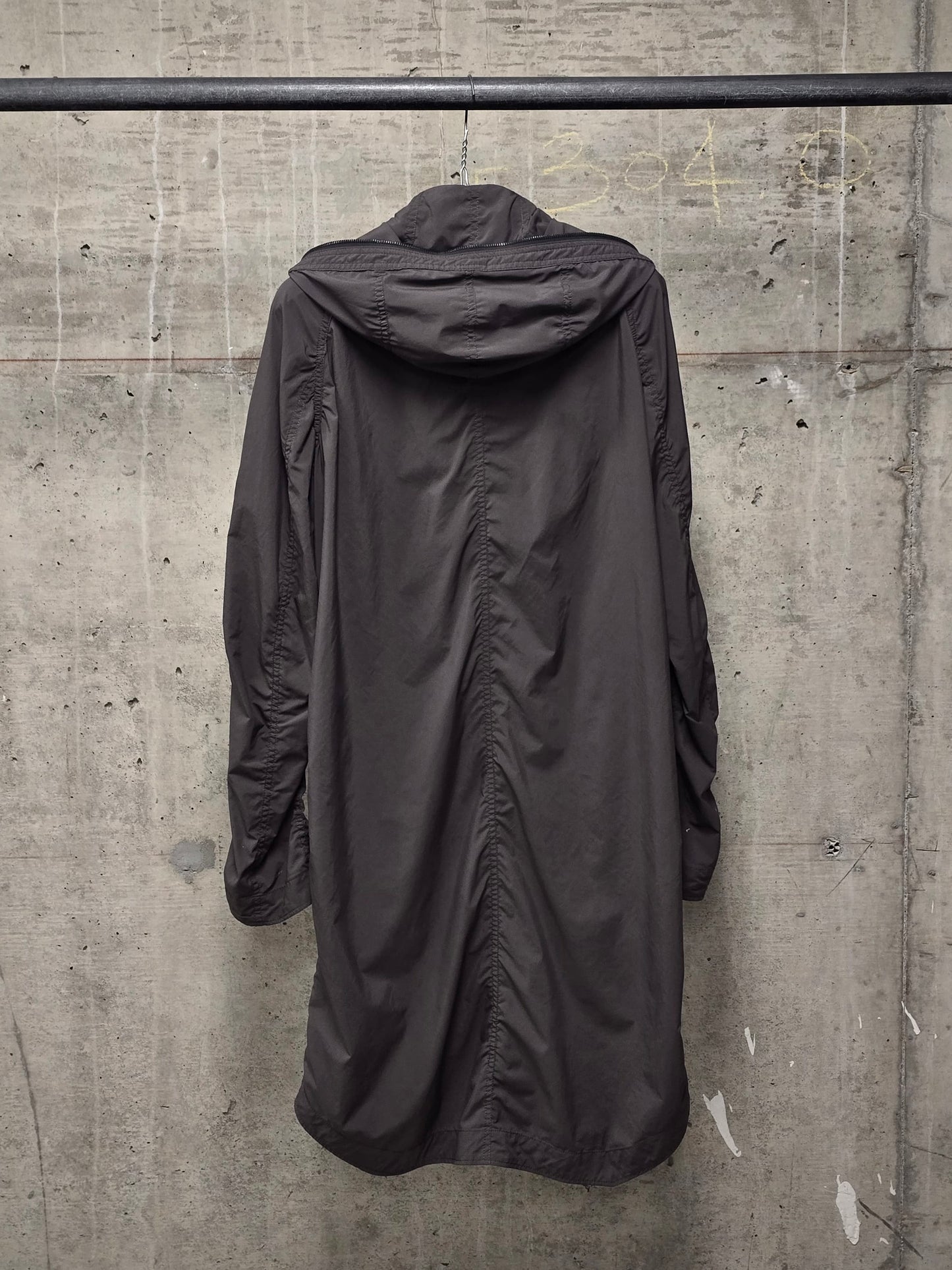 Julius_7 SS08 “Insanity In Industrial Inc.” Grey Hooded Poly Dual Zip Cargo Jacket