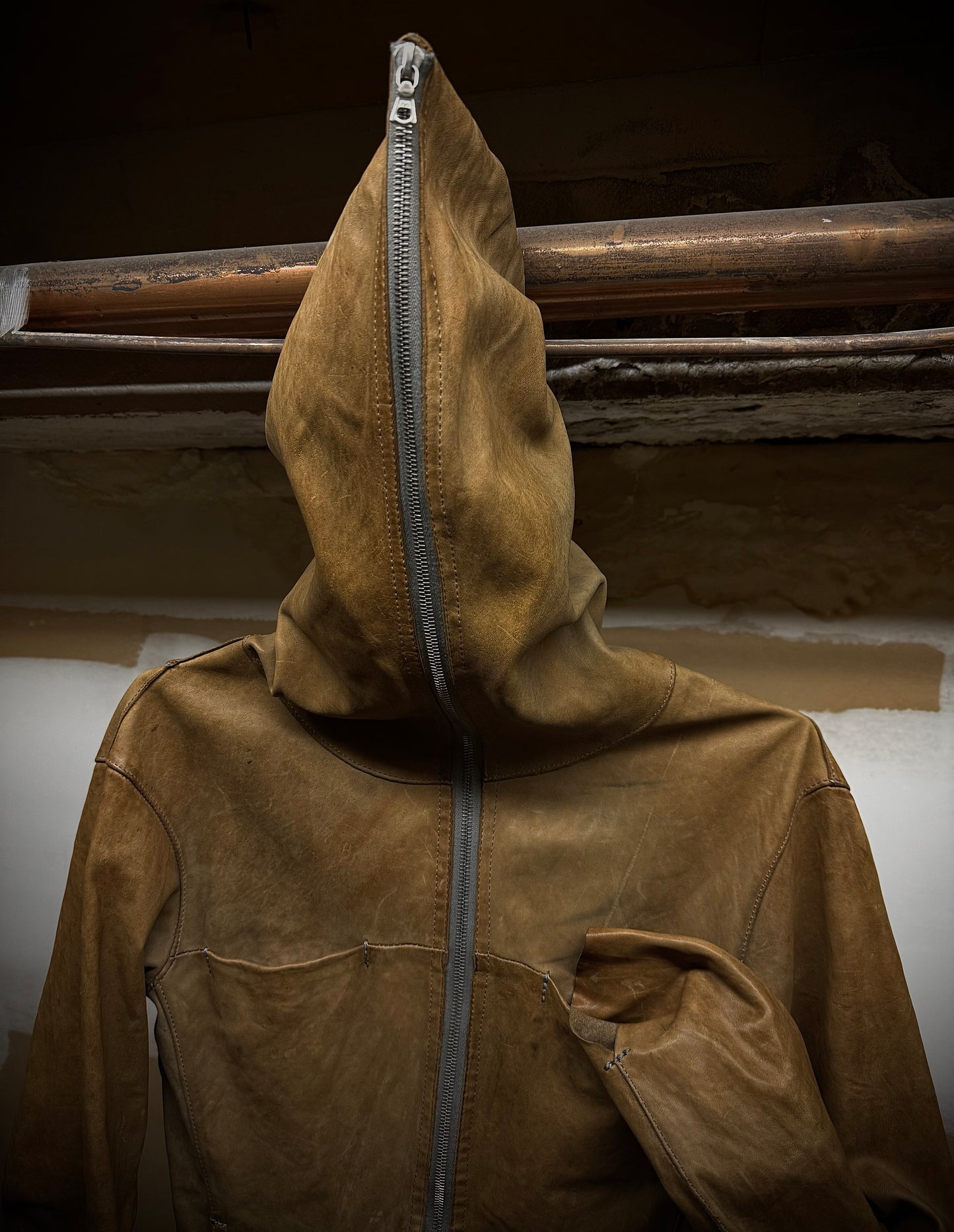 Isamu Katayama "BACKLASH" Isamu Katayama “BACKLASH” AW09 Distressed Hooded ‘Gimp’ Zip Horse Leather J detail | DRIEW GARMENTS