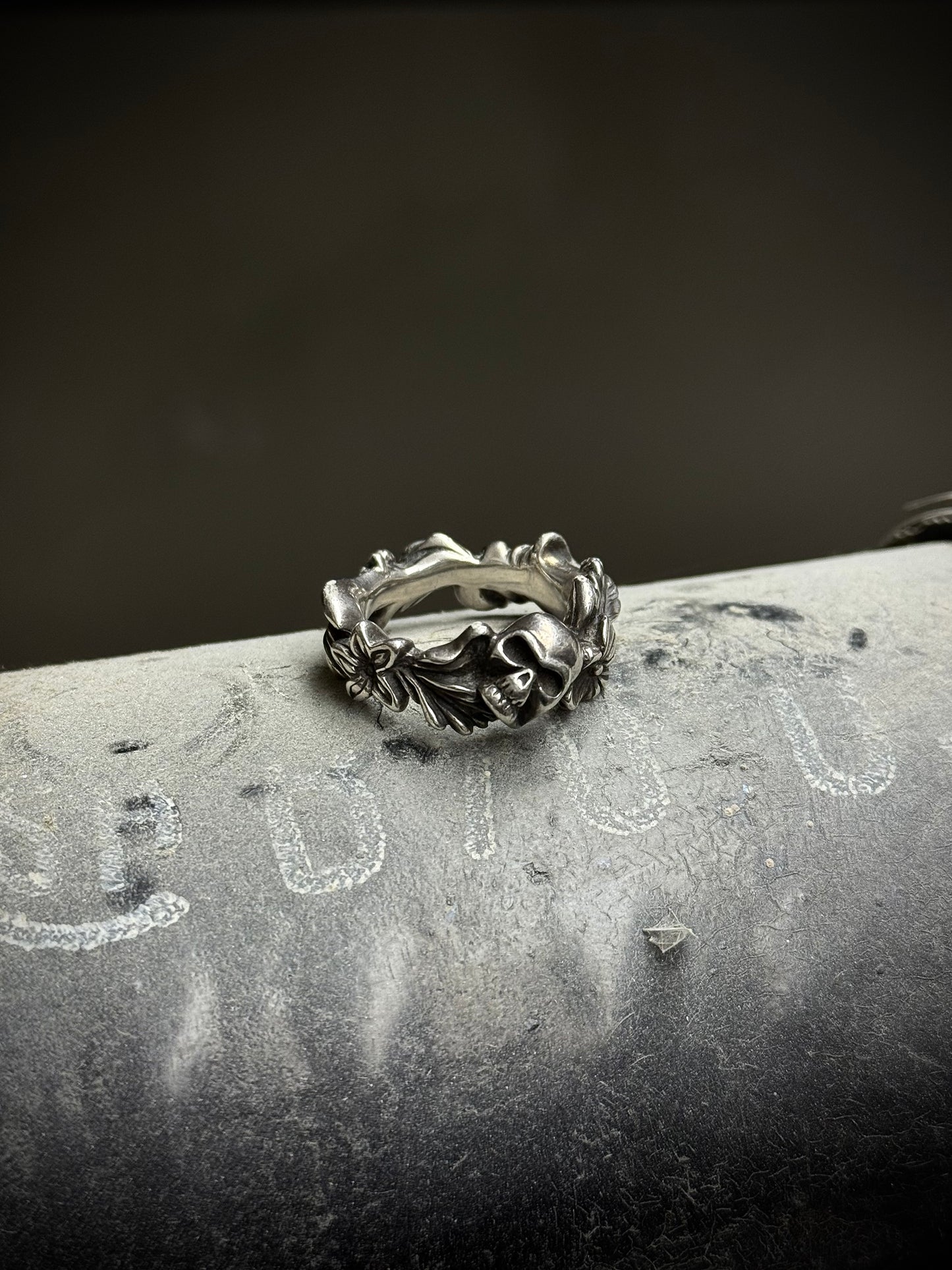 WERKSTATT:MÜNCHEN 2010s .925 Silver Skull Fly Flower Ring (Older Model) | Archive Fashion Toronto