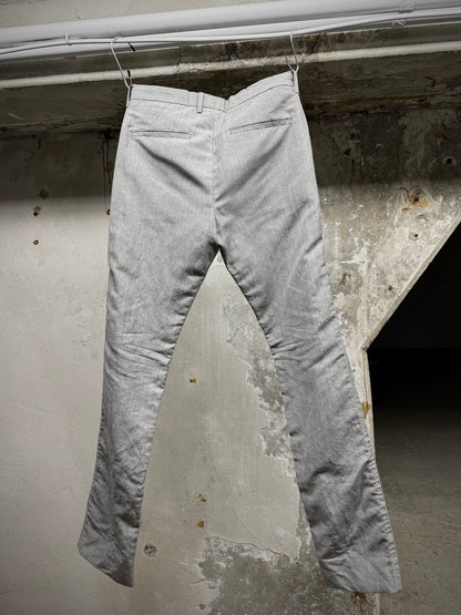 DEEPTI Collection °017-018 ‘P-088 SABEL-45’ Button Pleat Classic Trousers detail | DRIEW GARMENTS