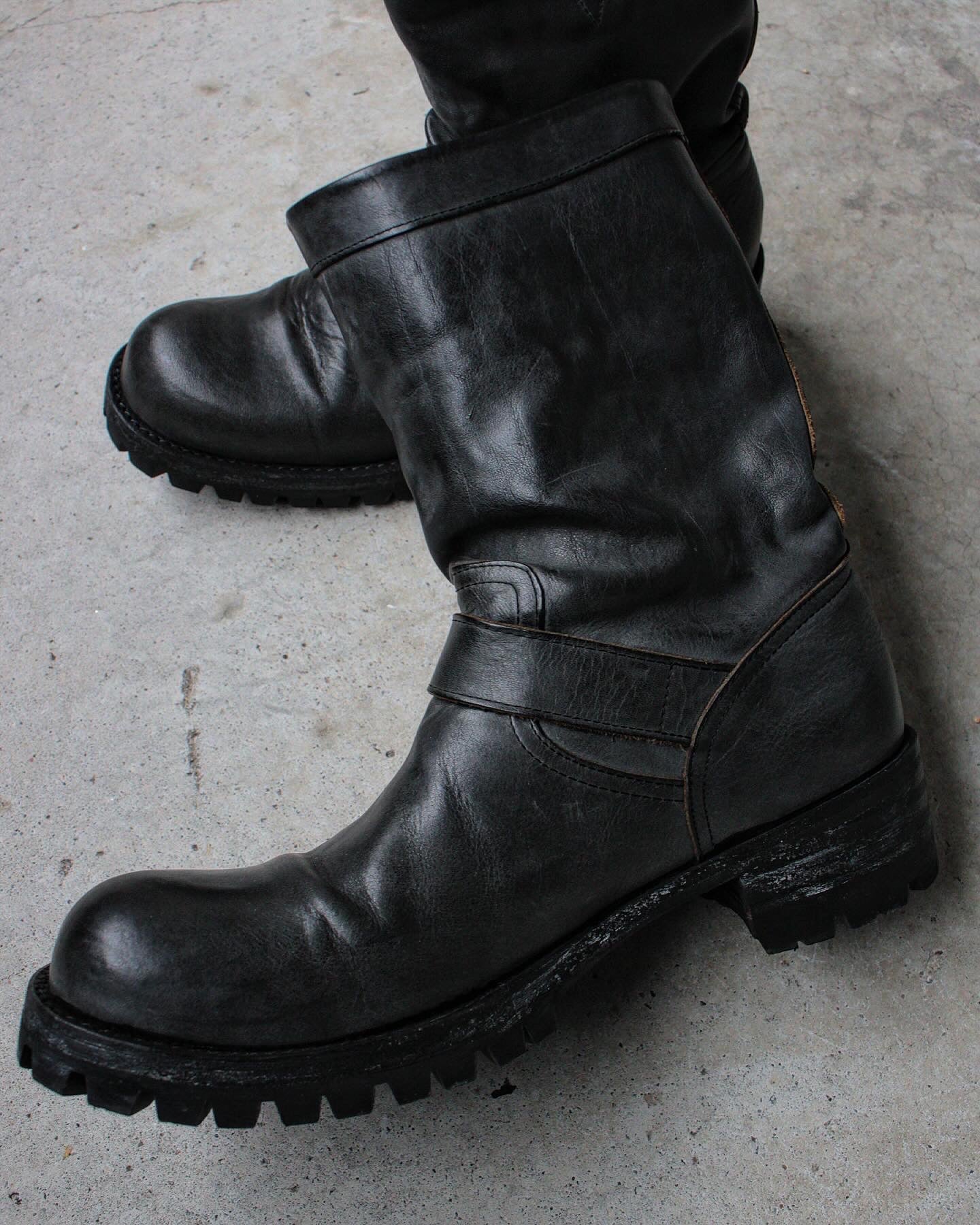 Attachment by Kazuyuki Kumagai 00s Garment-Dyed Distressed Leather Engineer Boots