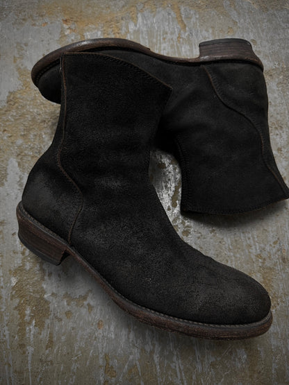 JULIUS _7 SS10-11 “neurbanvolker;” Reverse Cow Leather Back Zip Boots detail | DRIEW GARMENTS