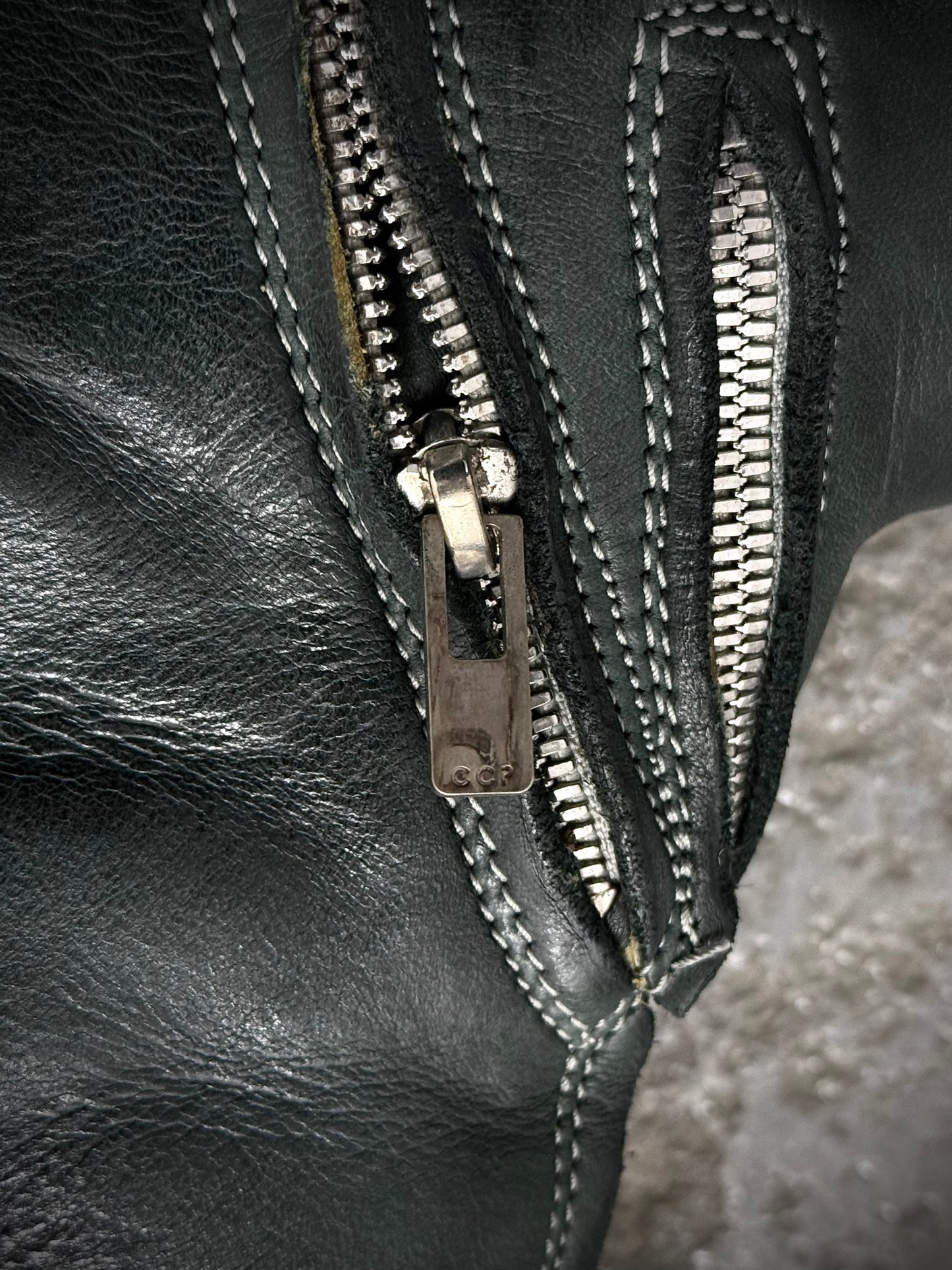 Carol Christian Poell 'AM/2757SP-IN CORSS-PTC/12' Object Dyed Goodyear Prosthetic Spur Biter Crimp Fr detail | DRIEW GARMENTS