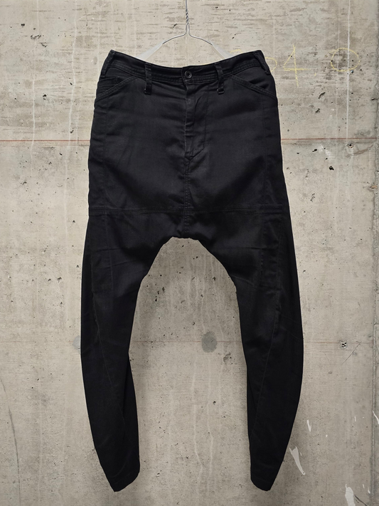 Julius_7 SS18 "APCLPS;” Drop-crotch J-Cut Coated Skinny Denim