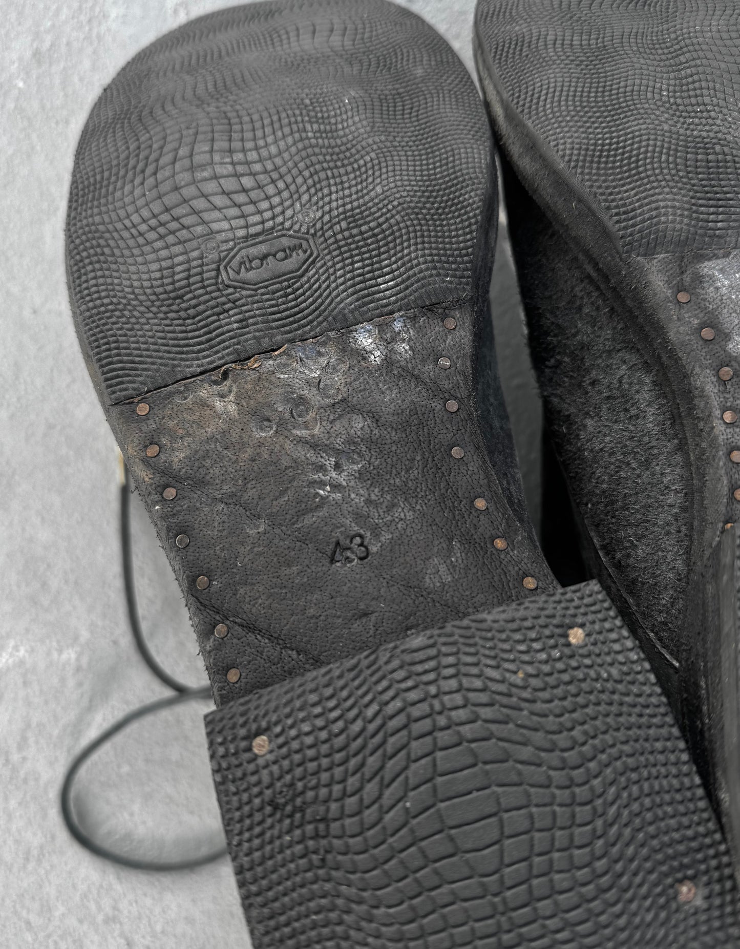 A DICIANNOVEVENTITRE (A1923) Reverse Horse Leather '06' Ankle Boots