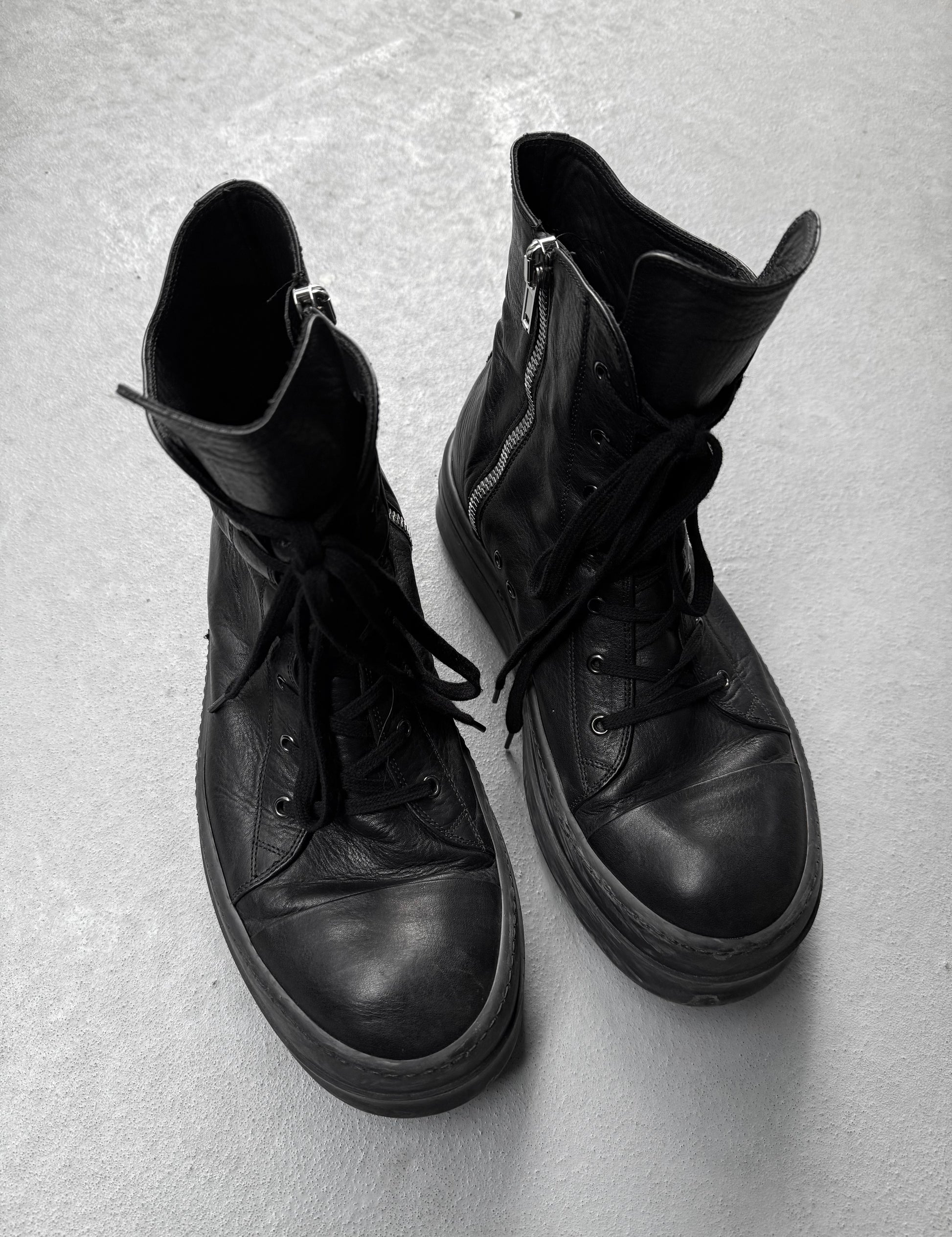 Rick Owens AW23 "LUXOR" Mega Bumper Leather Sneakers detail | DRIEW GARMENTS