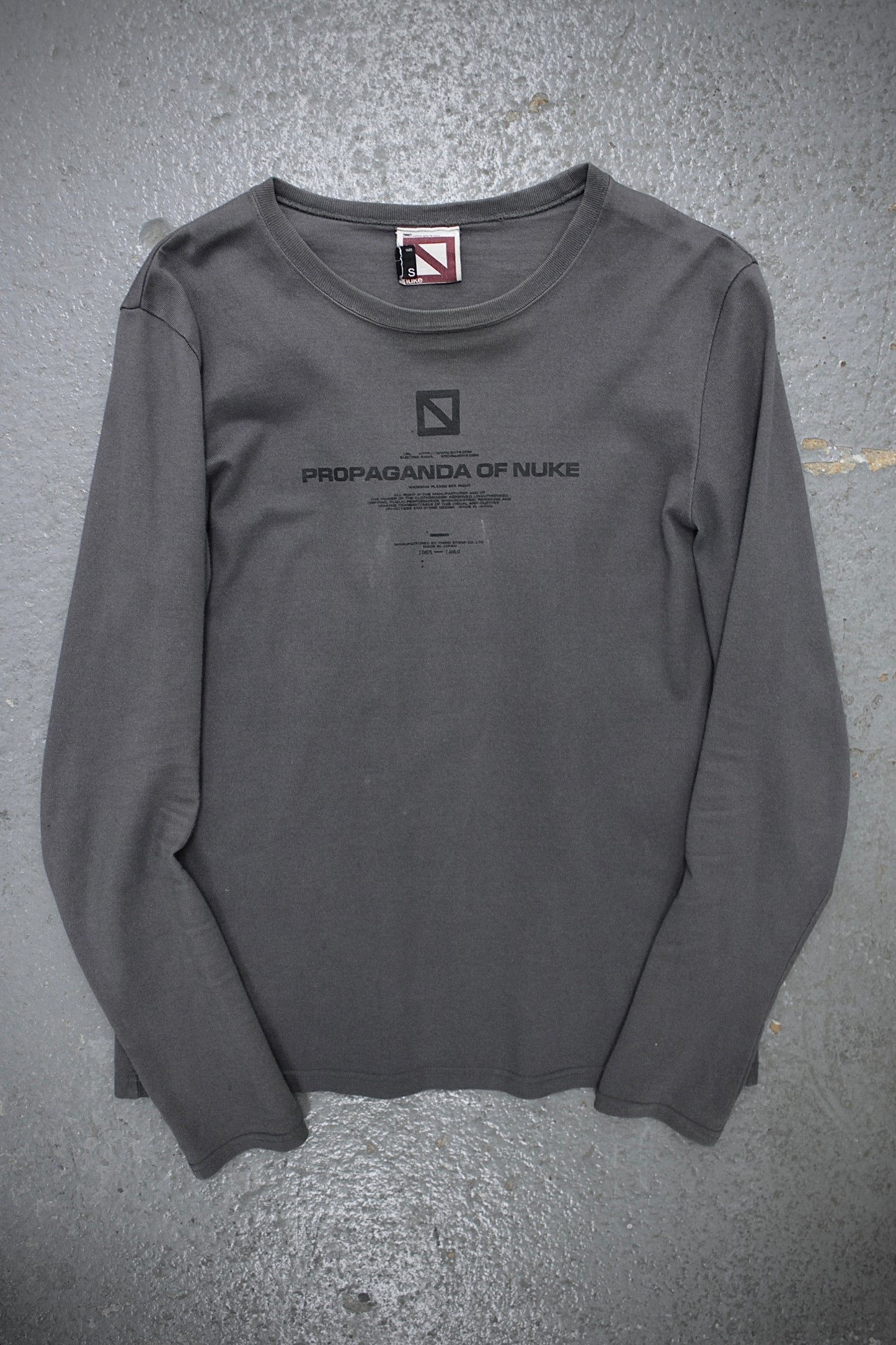 NUKE by Tatsuro Horikawa Late 90s Graphic Long-sleeves Jumper