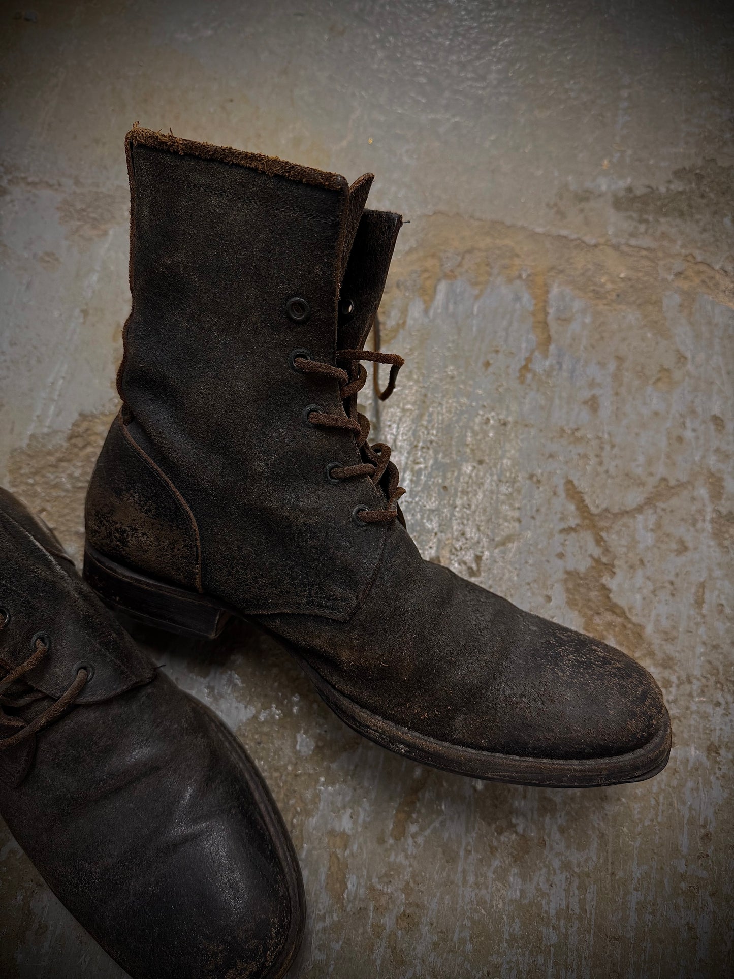 Carpe Diem Early 00s Distressed Horse Leather ‘S23M’ Lace-up Boots