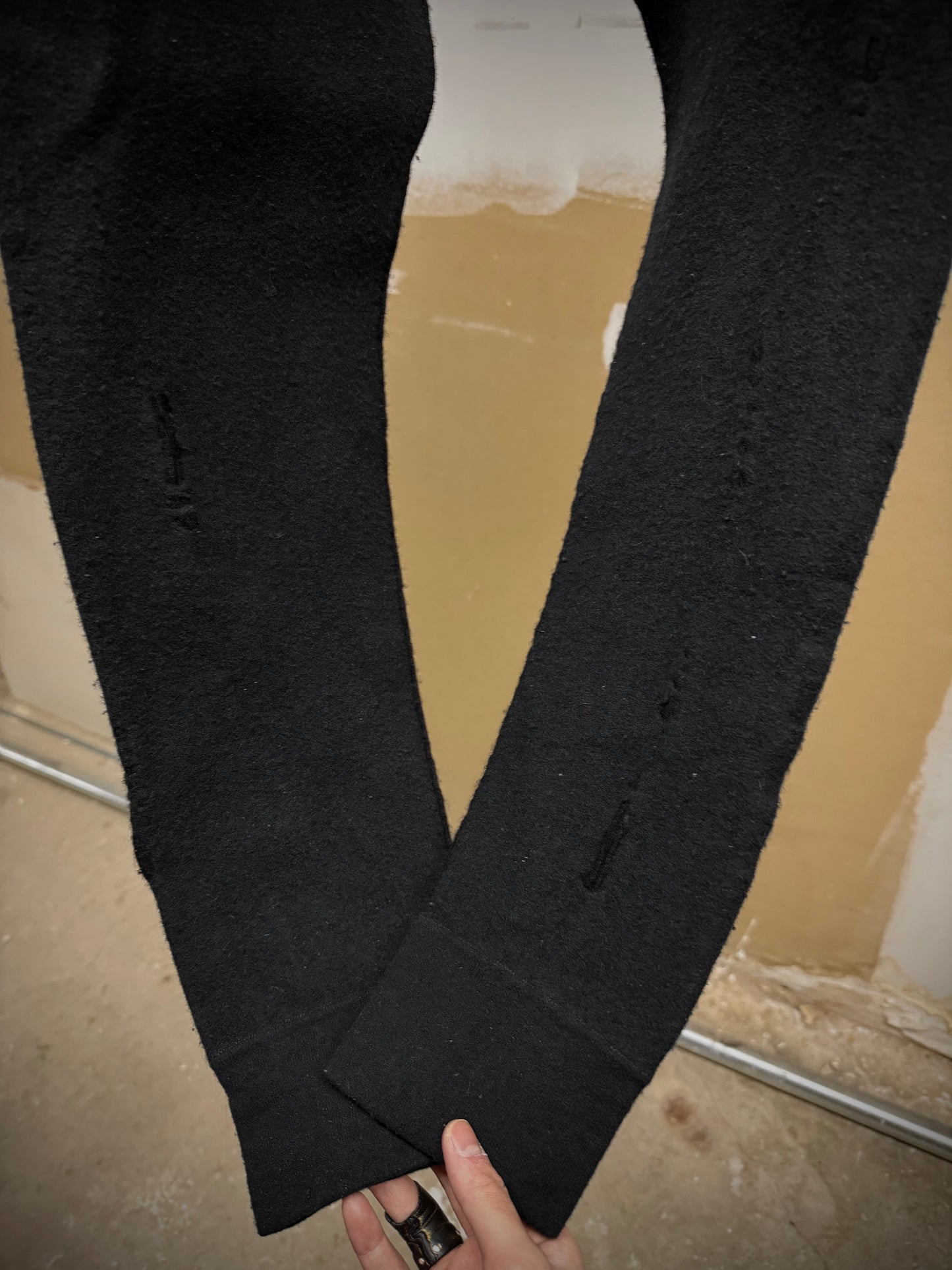 Label Under Construction ‘40YMPN74’ Distressed Lunar Cashmere Joggers detail | DRIEW GARMENTS