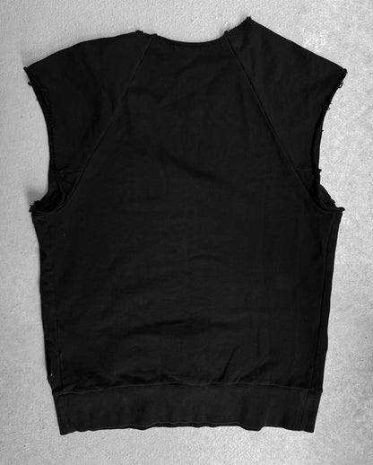 Julius_7 SS18 '"APCLPS;” Graphic Cut-out Jersey Tank Top