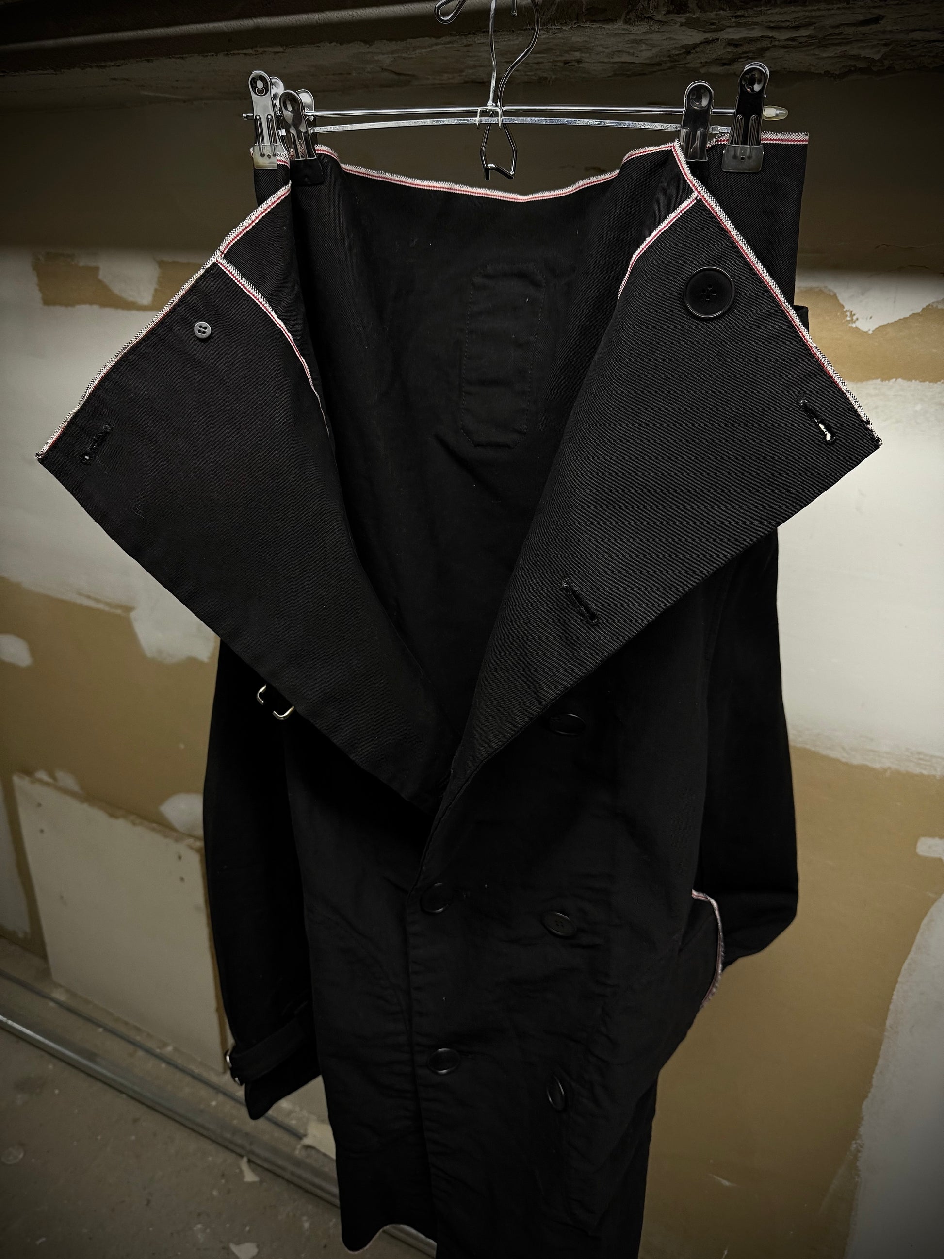 Carol Christian Poell 2010 'VM/2562SED PEDGE-PTA/10' SELF-EDGE Metre Double Breasted Coat detail | DRIEW GARMENTS