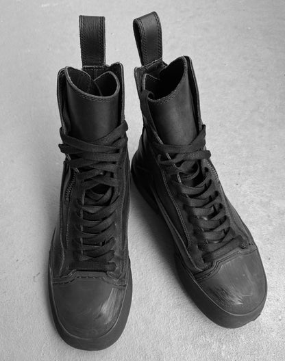 Julius_7 AW22 “EREBUS;” Side-zips Platform Leather Sneakers