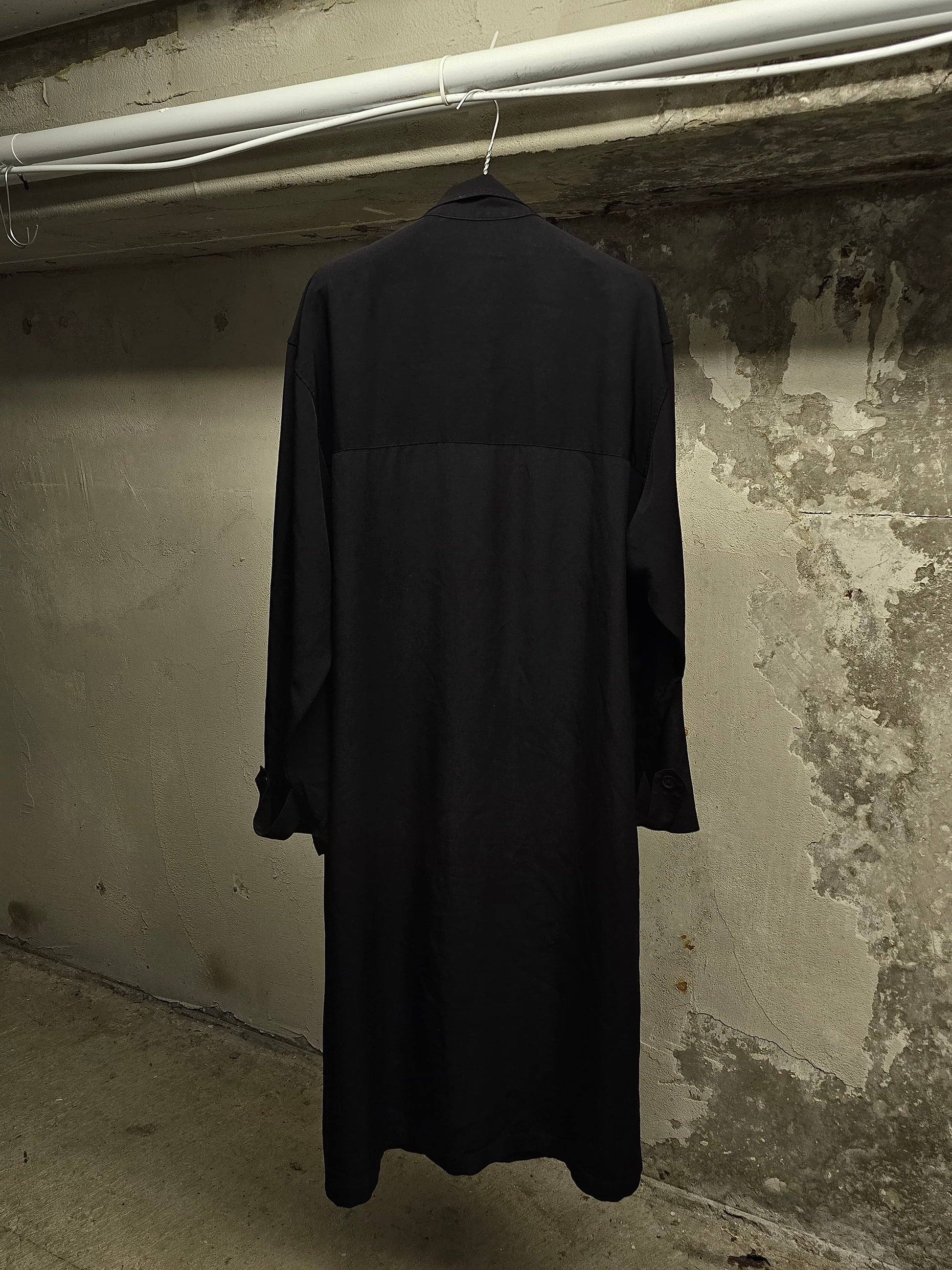 Yohji Yamamoto POUR HOMME SS24 Triacetate Poly Tuxedo Oversized Long Coat detail | DRIEW GARMENTS