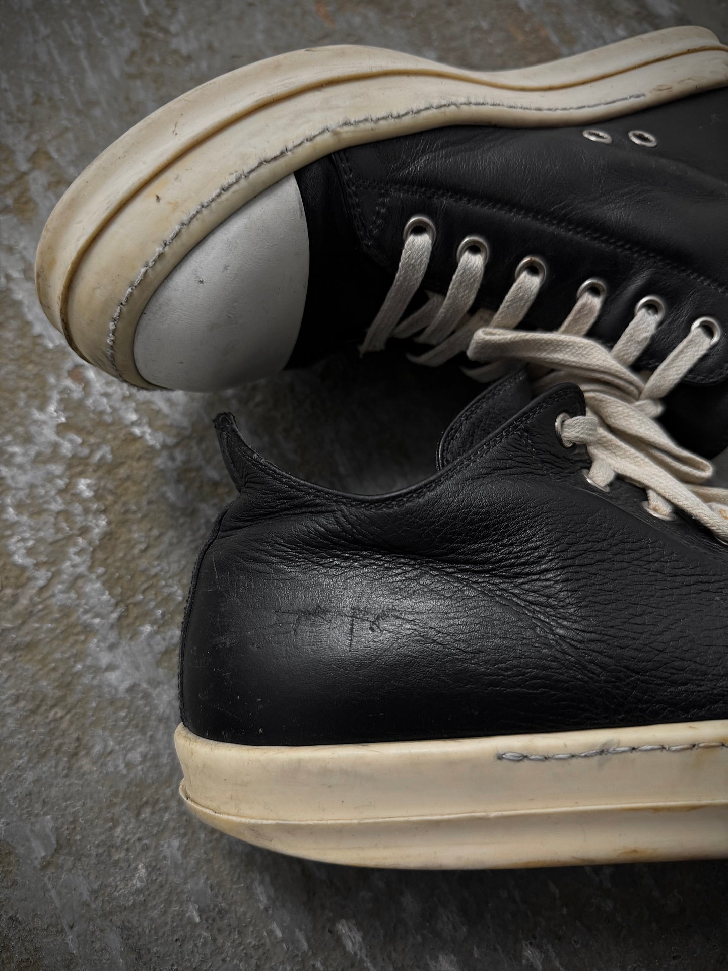Other Rick Owens AW16 "MASTODON" Low-top Ramones Calf Leather Sneakers detail | DRIEW GARMENTS