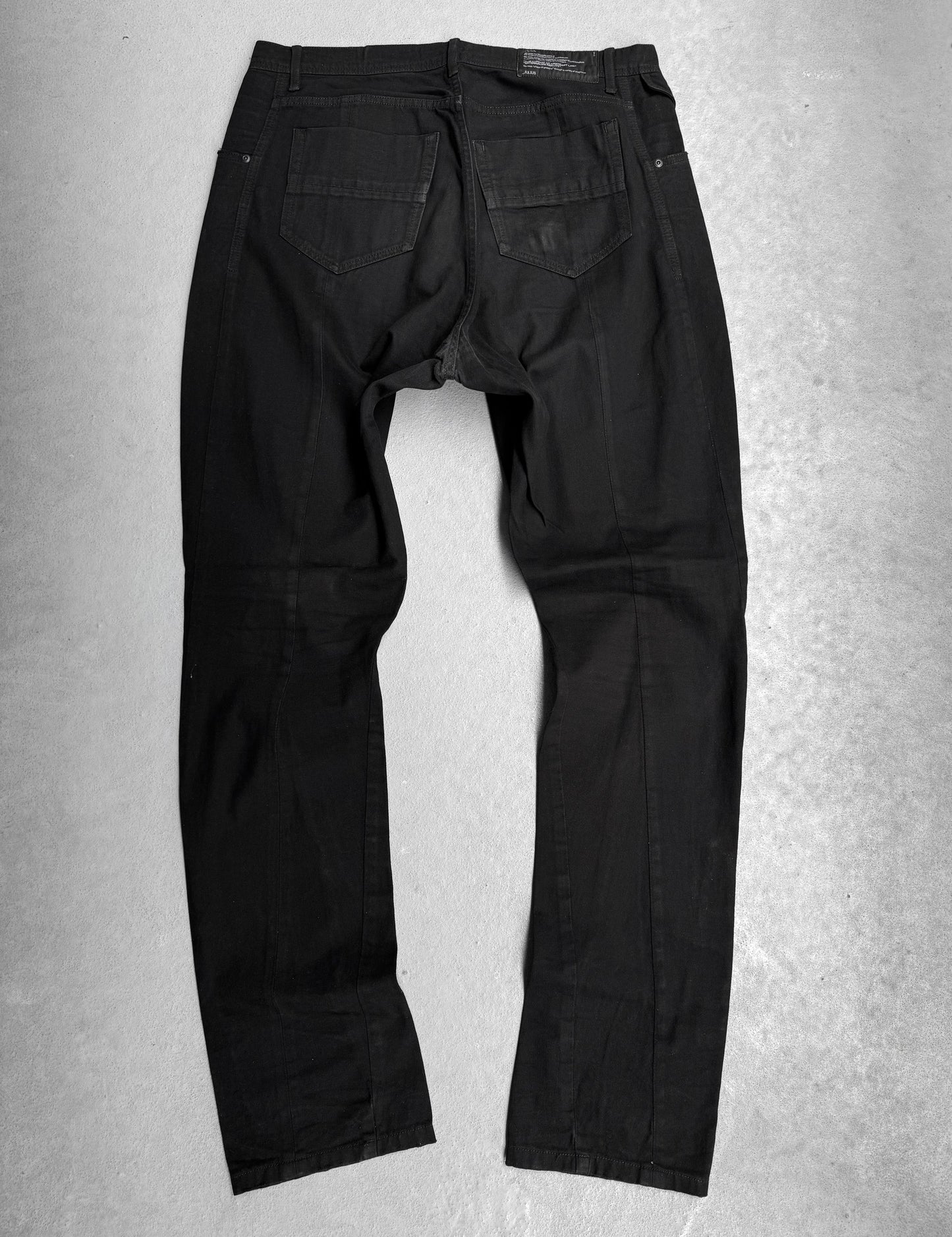 Julius_7 AW12-13 “resonance;” Light-wax Twisted Panel Rider Skinny Denim