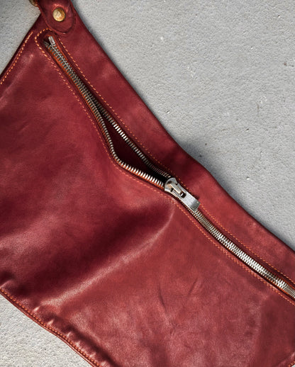 GUIDI ‘Q10M’ Red Full-grain Horse Leather Shoulder Bag