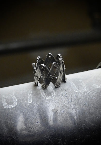 Carol Christian Poell 'MM/2408' Pantograph Adjustable One Size Silver Ring