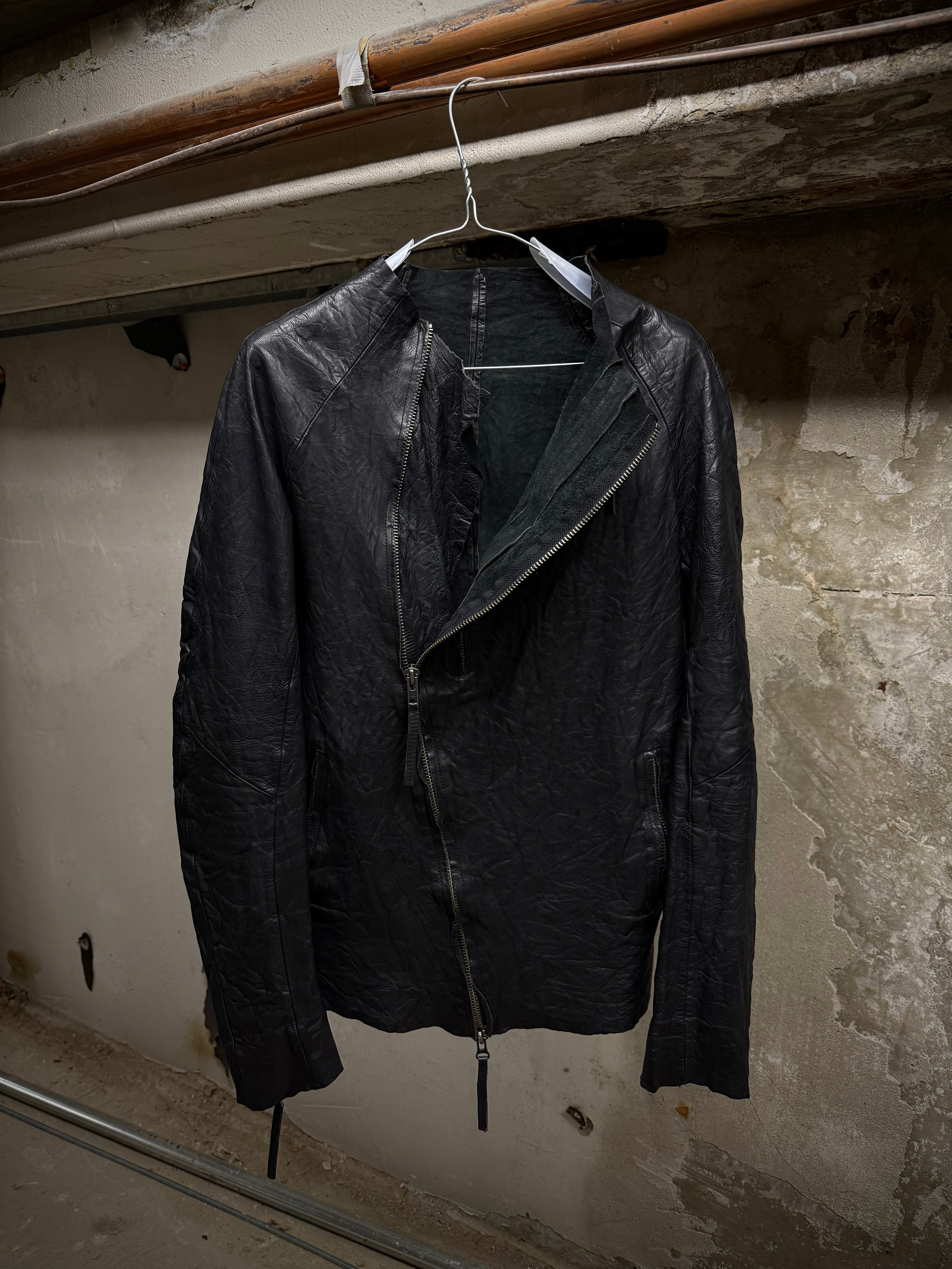 ARMY OF ME 2010s Asymmetric Zip Cow Leather Jacket | DRIEW