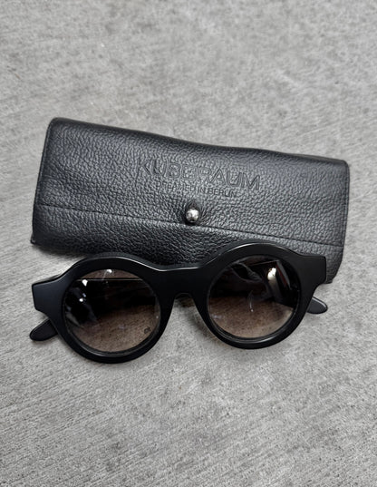 KUBORAUM Maske A1 Black Acetate Gradient Grey Sunglasses