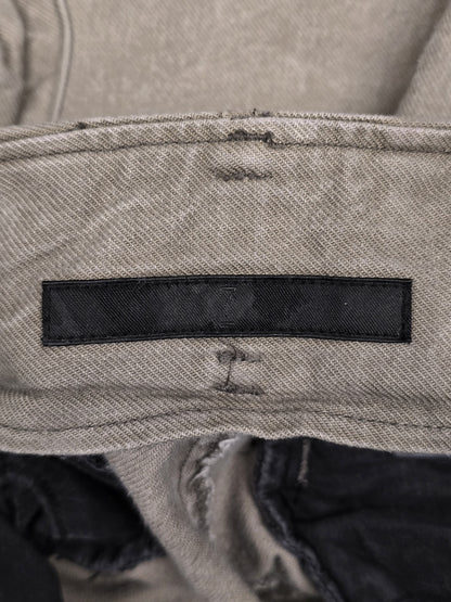 Julius_7 AW10-11 "goth_ik;" Grey Cotton Serge Gas-Mask Cargo Shorts