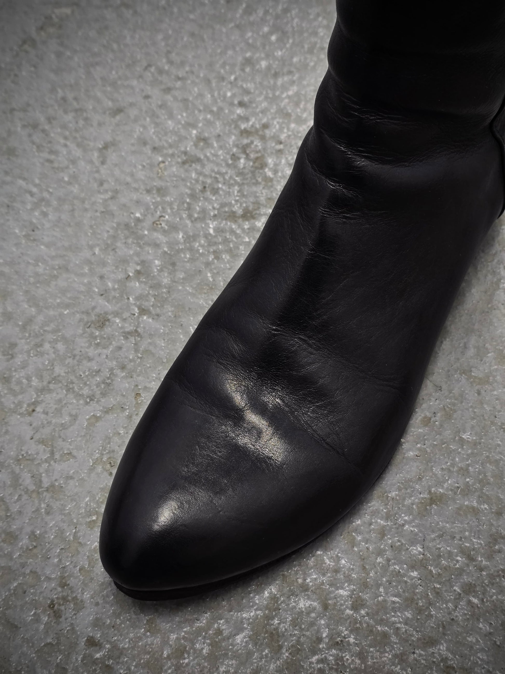 Reinhard Plank Side Zip Cow Leather Western Boots detail | DRIEW GARMENTS