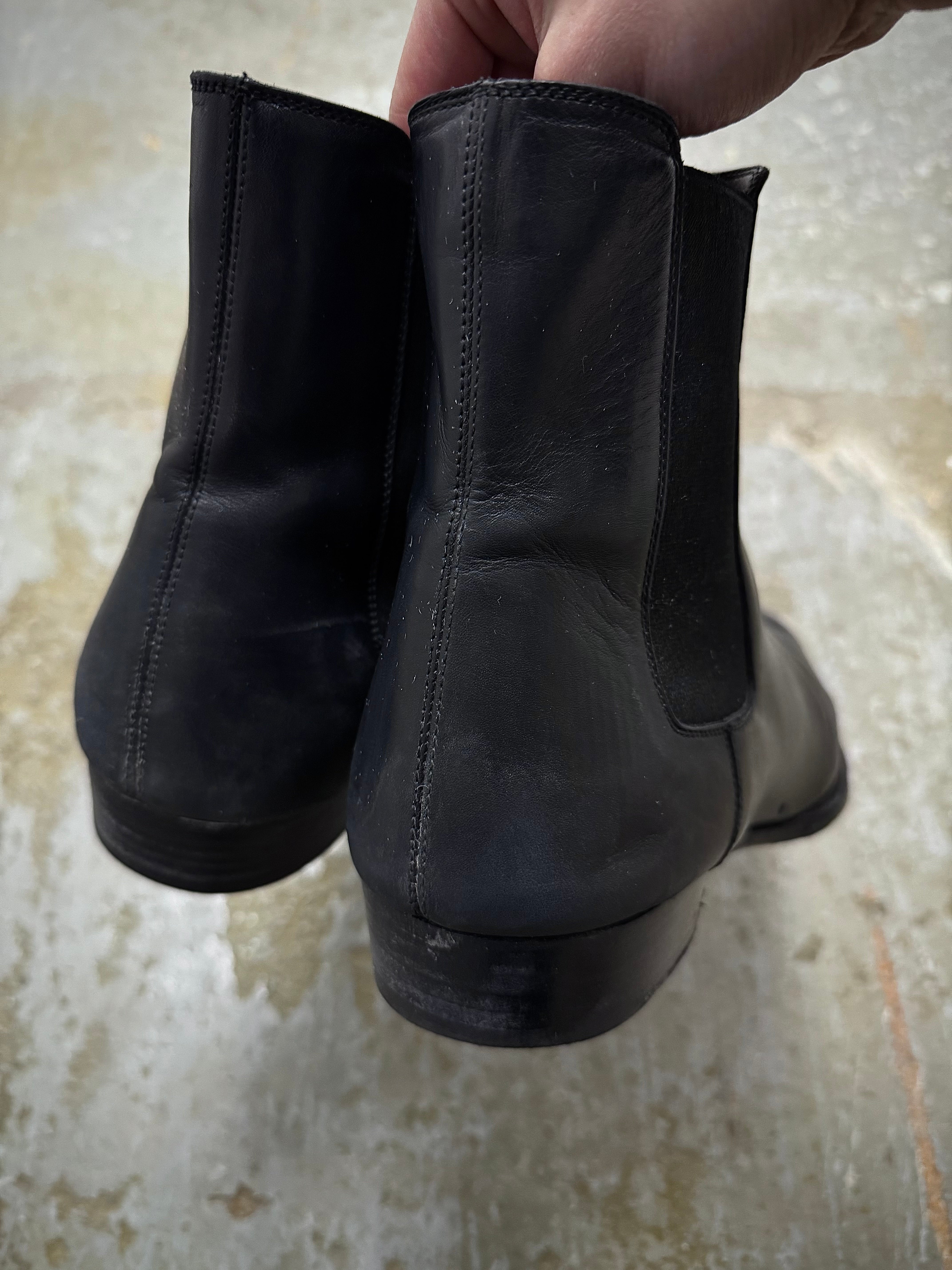Saint Laurent Wyatt Chelsea Boots AW21 Black Leather – DRIEW