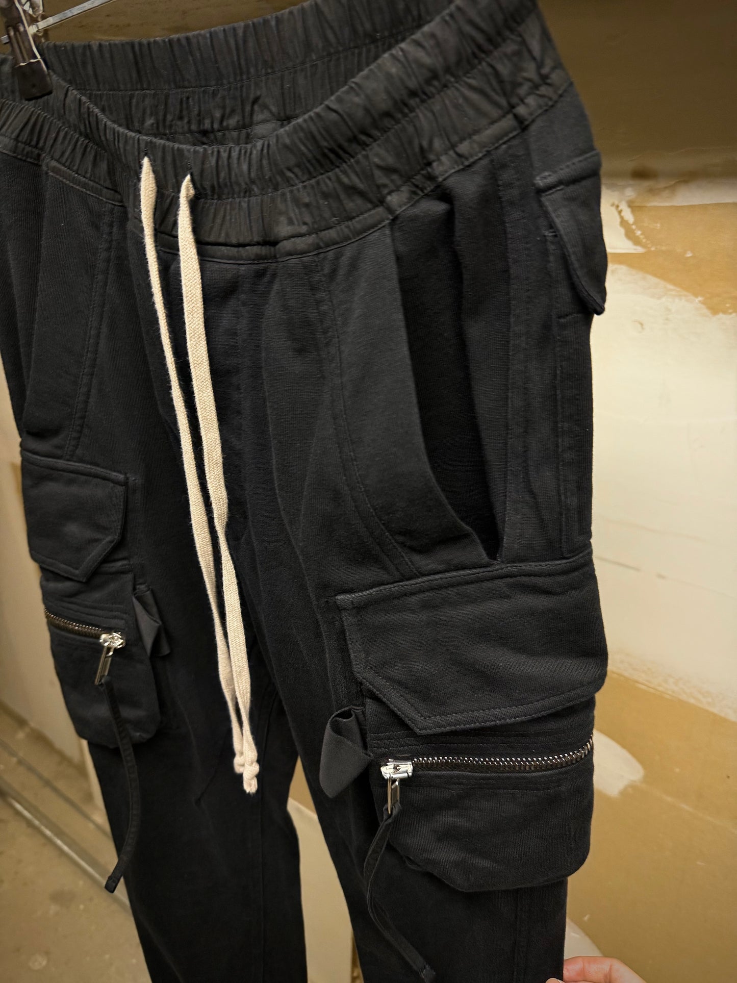 Rick Owens SS17 "WALRUS" Cotton Jersey Cargo Joggers detail | DRIEW GARMENTS