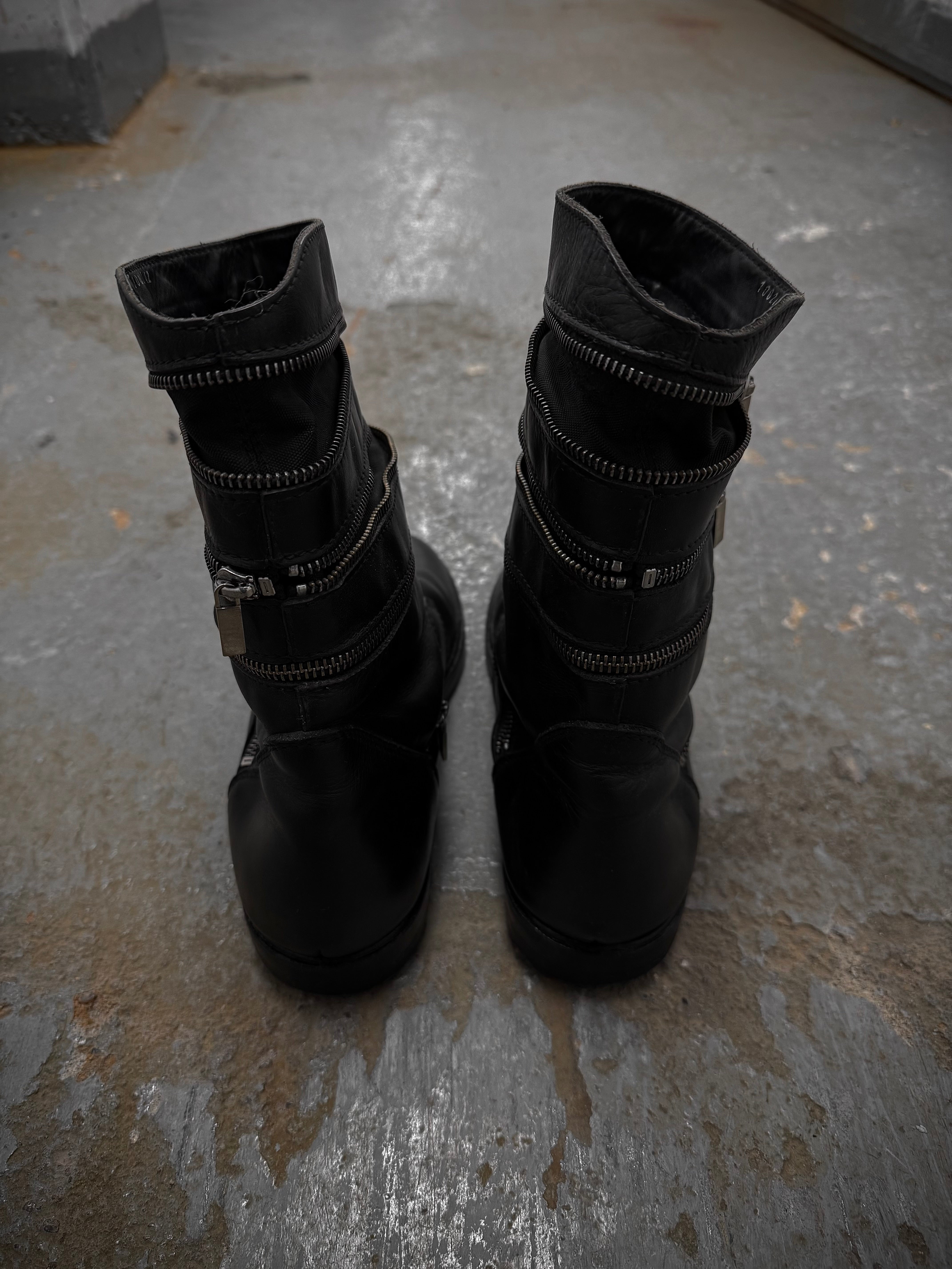 Raf Simons AW06 Accordion Multi-Zip Leather Boots | Rare – DRIEW