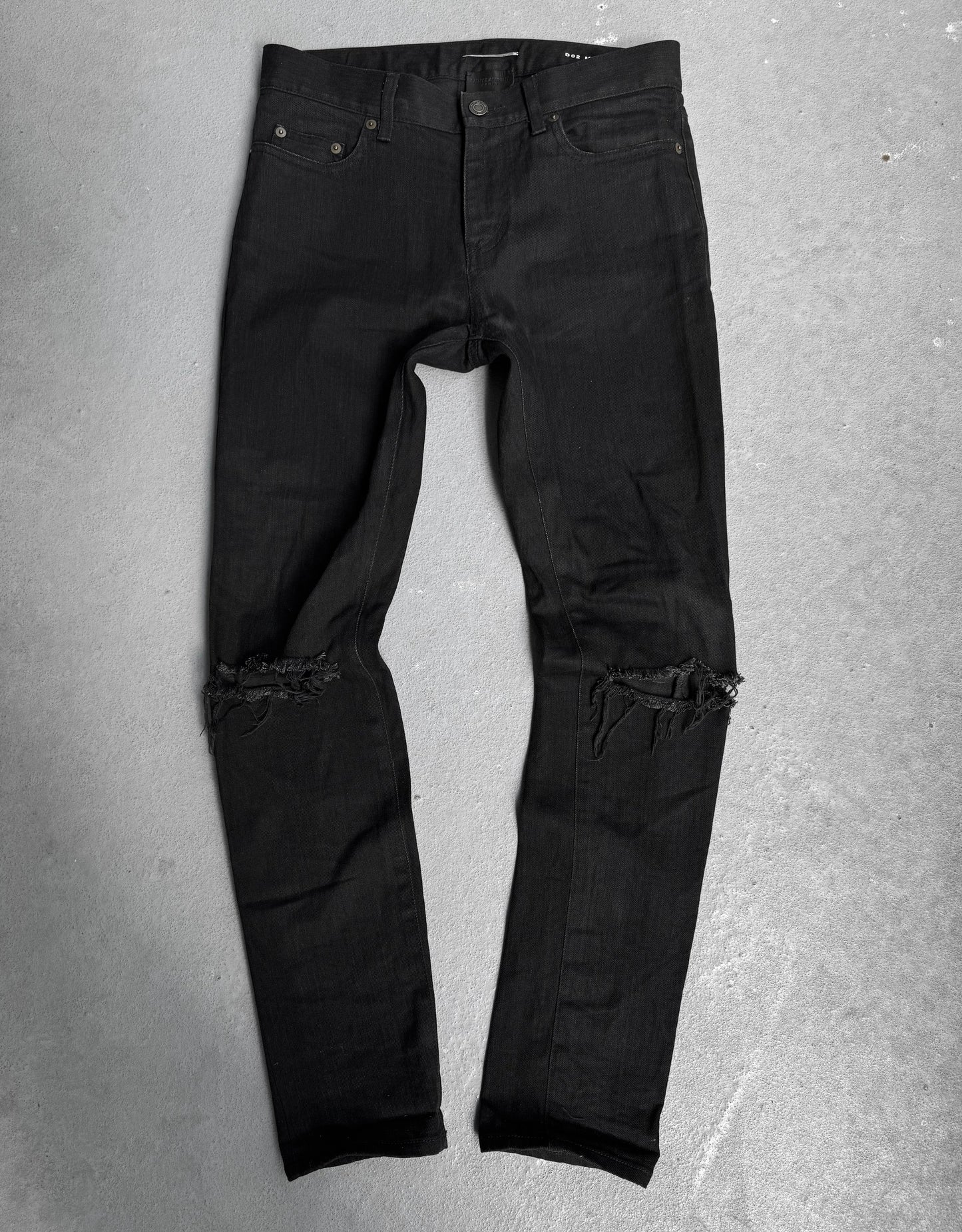 Saint Laurent Paris AW15 Black ‘D02’ Distressed Knee Skinny Denim