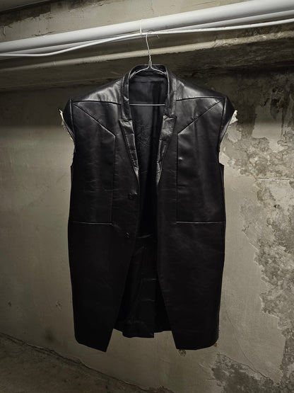 Rick Owens SS22 "FOGACHINE" Jumbo Tatlin Sleeveless Calf Leather Blazer detail | DRIEW GARMENTS