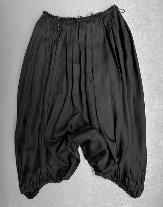 COMME des GARÇONS SS22 Pleated Balloon Pants
