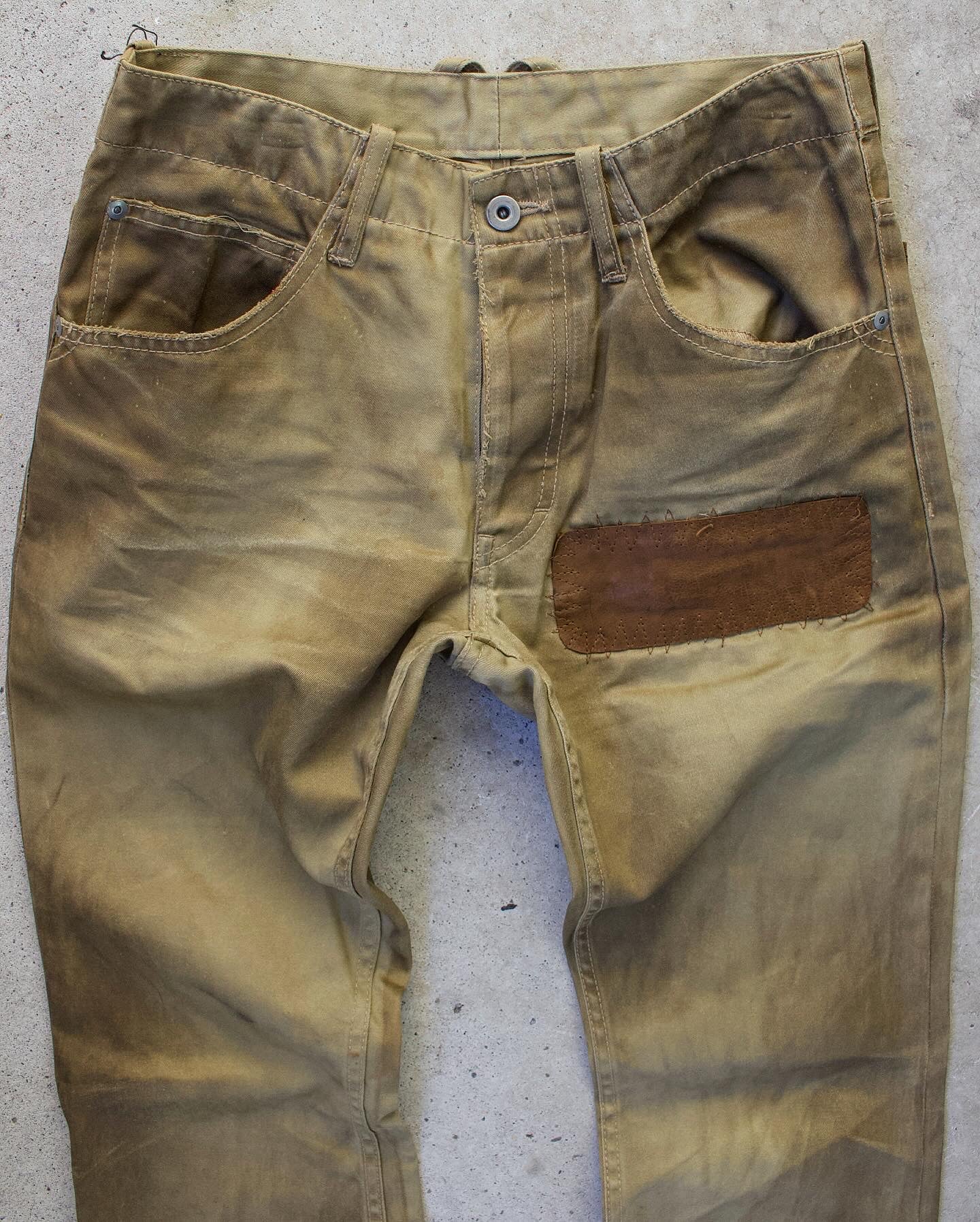 close up shot pockets Isamu Katayama “Backlash” SS11 ‘Chinocross’ Dirty Mud Wash Bootcut Pants
