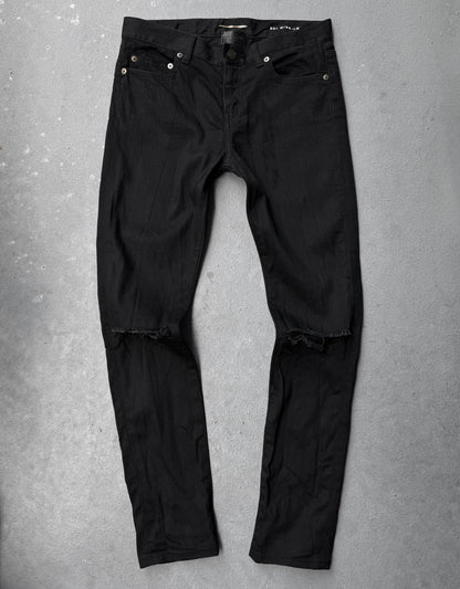 Saint Laurent Paris AW15 Black ‘D01’ Distressed Knee Skinny Denim