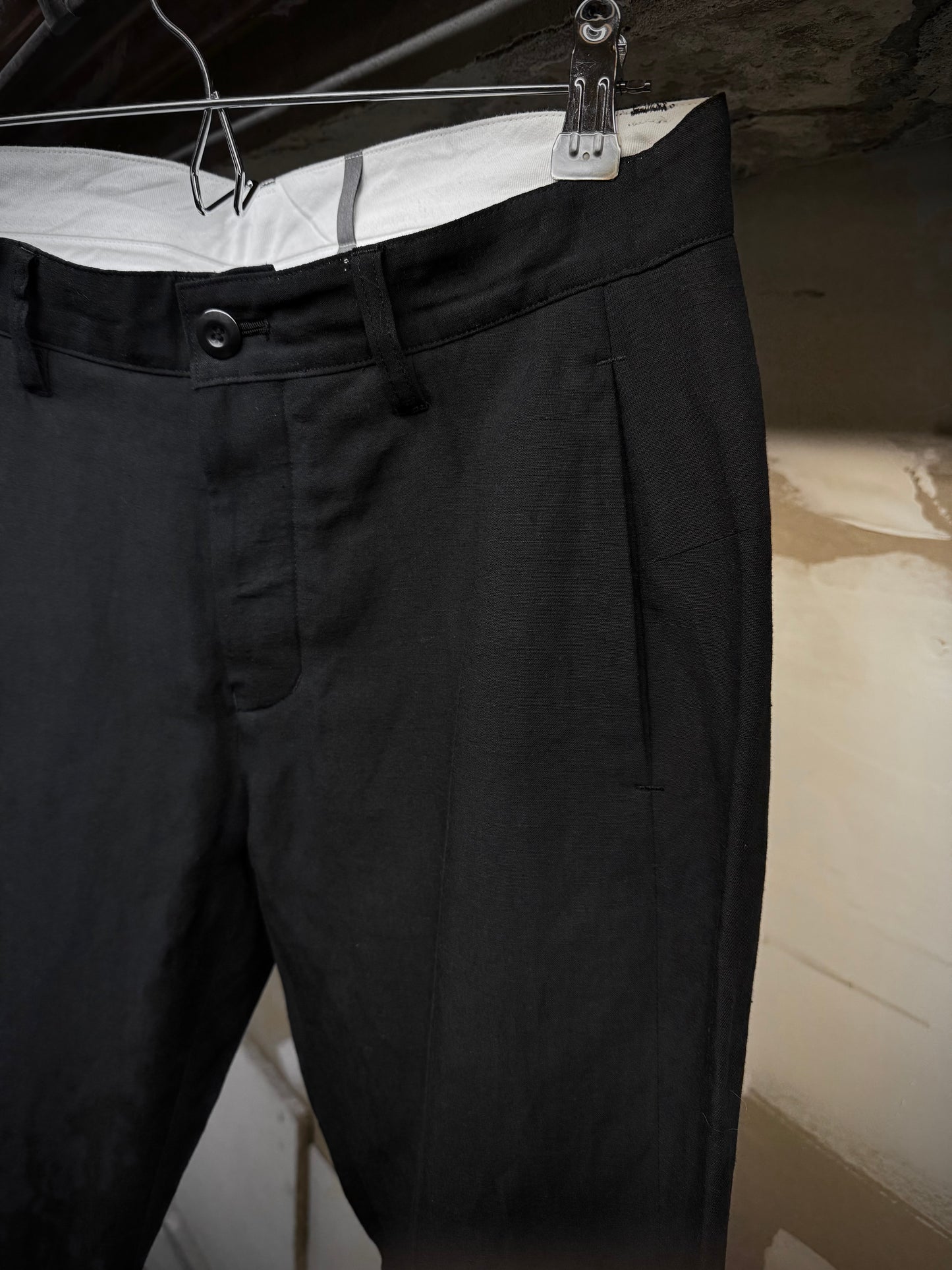 Attachment by Kazuyuki Kumagai Black Wool Linen Classic Dress Pants detail | DRIEW GARMENTS