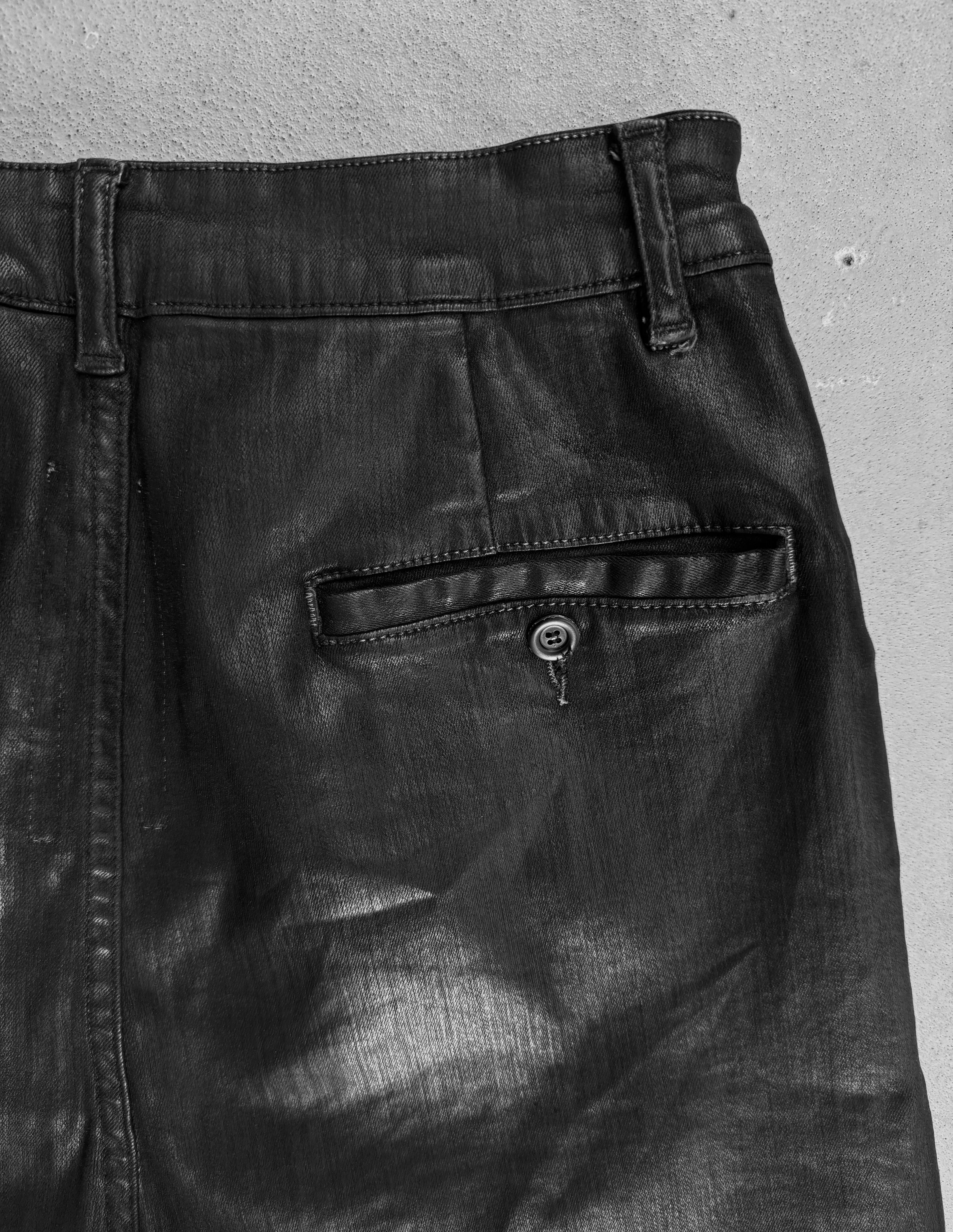 Rick Owens DRKSHDW AW18 Mastodon Waxed Denim | Size 28 – DRIEW
