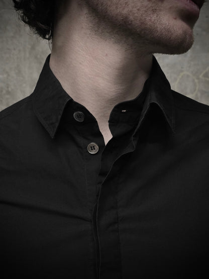 DEEPTI Collection °014-015 'S-013 TYPE-99' Open Collar Shirt detail | DRIEW GARMENTS