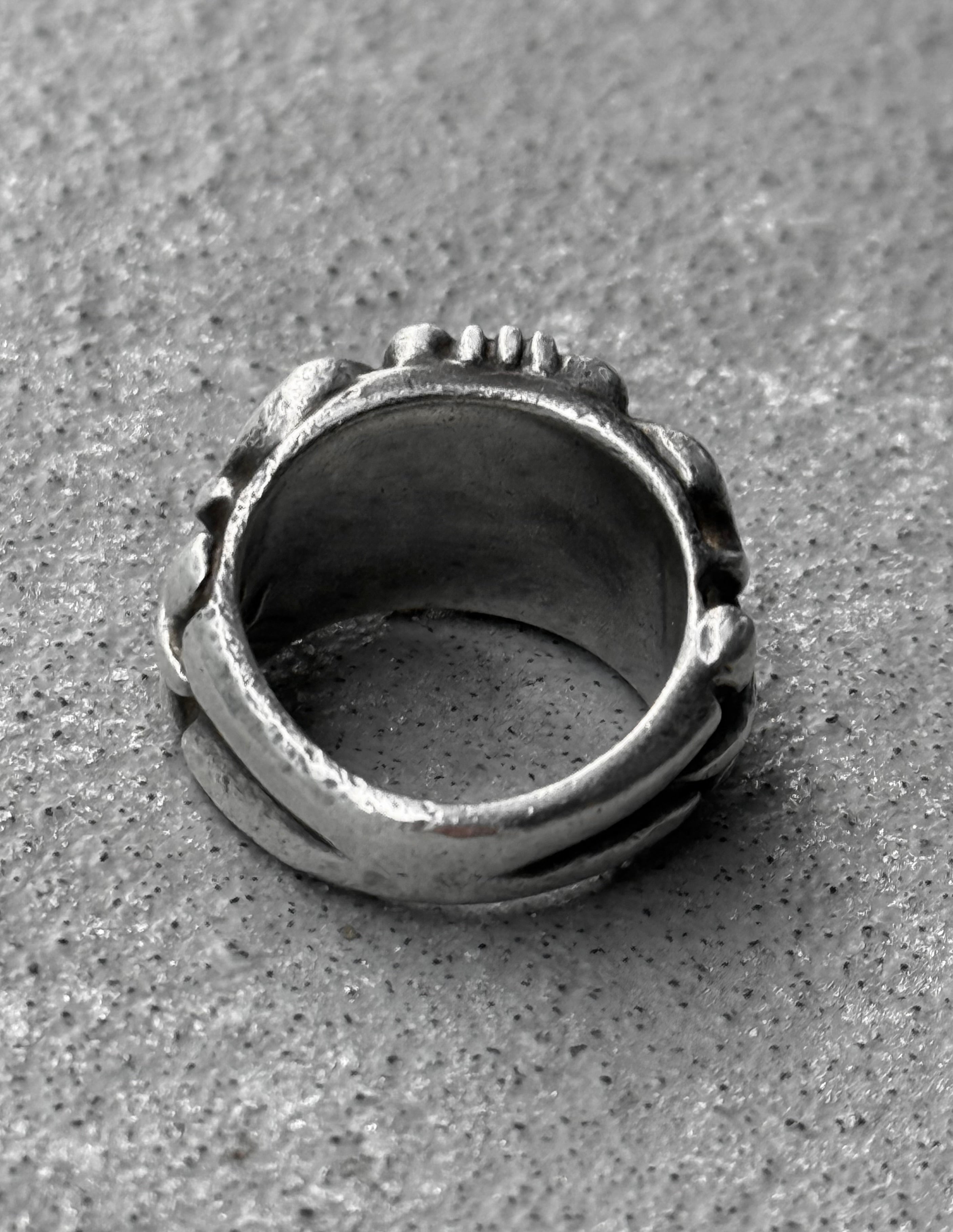 A&G Rock N' Roll Couture Early 00s Floral Cross Silver Ring – DRIEW