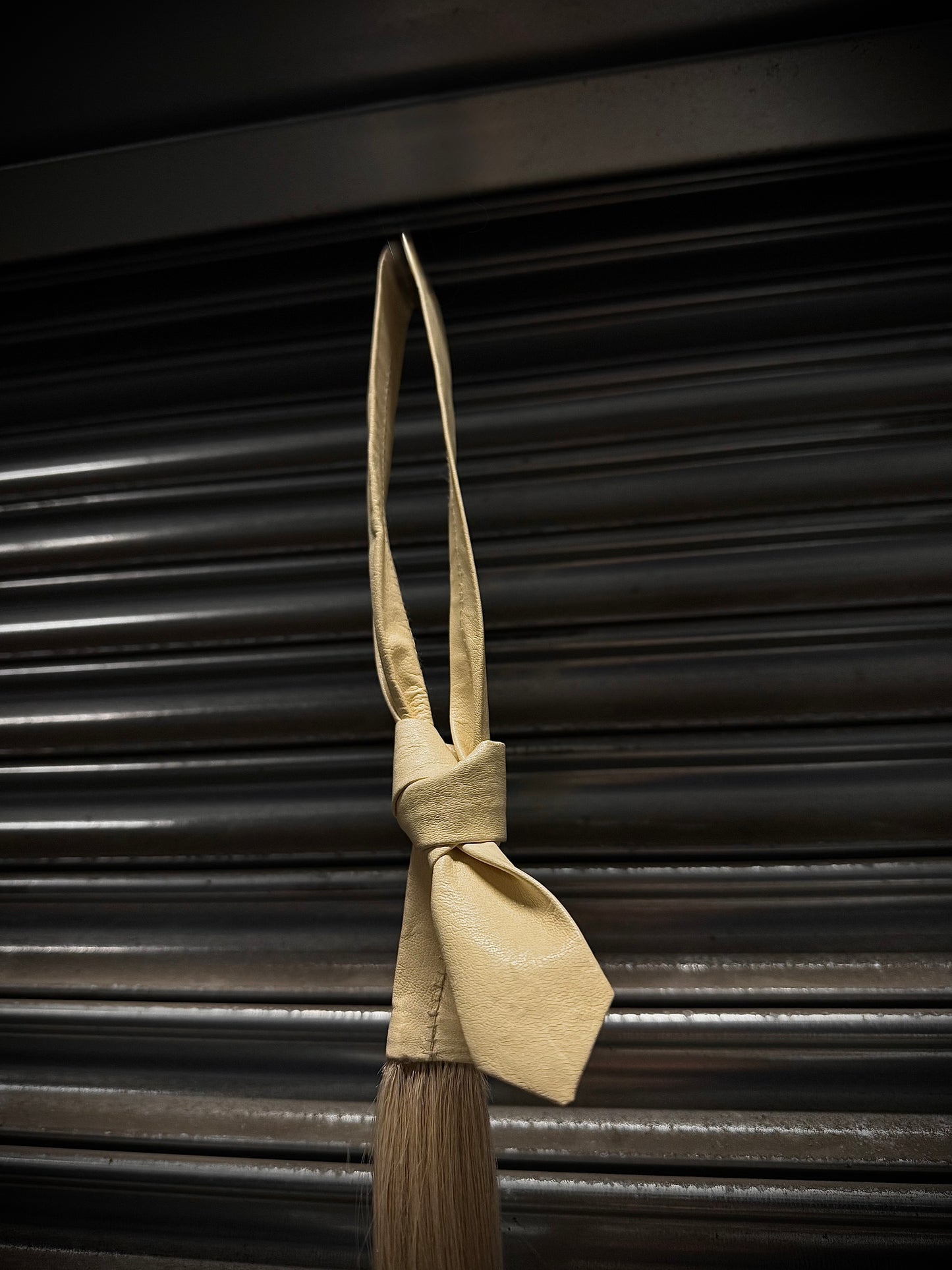 Carol Christian Poell SS06 "U-Turn" 'AM/2028 HAAR/2A’ Blonde Human Hair Tie detail | DRIEW GARMENTS