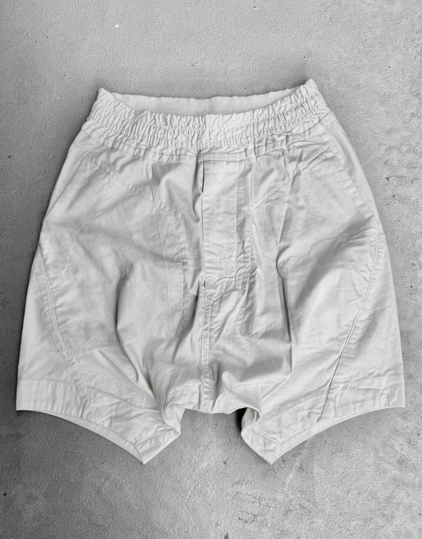 Julius_7 SS16 “sefiroth;” Drawstring Drop-crotch Pod Shorts