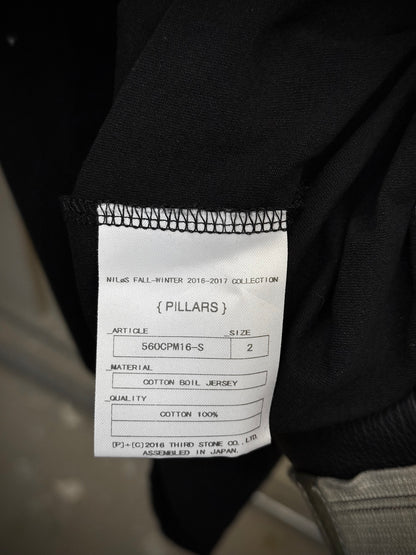 Julius_7 NILøS by Julius_7 AW16-17 {PILLARS} Cotton Boil Jersey Graphic T-shirt detail | DRIEW GARMENTS