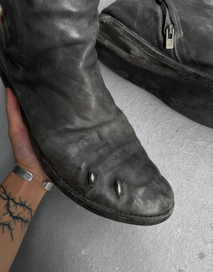 Carol Christian Poell ‘AM/2693P-IN ROOMS-PTC’ Object-dyed Kangaroo Leather Titanium Prosthetic U-Sole Tornado Zip Boots