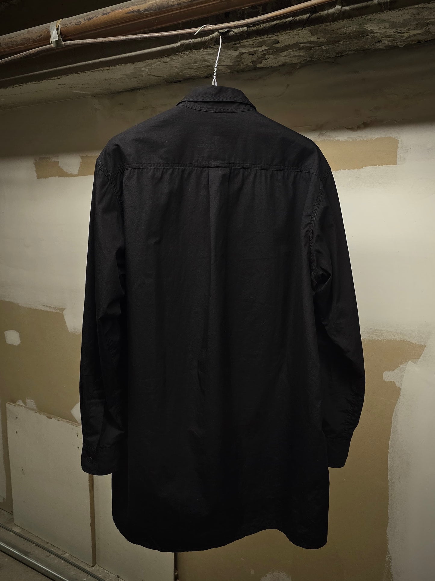 Yohji Yamamoto POUR HOMME SS25 Classic Oversized Shirt detail | DRIEW GARMENTS