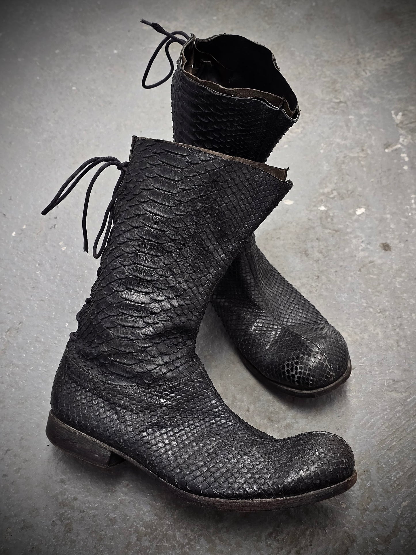 Carpe Diem Early 00s Charcoal Grey Python Skin Back-Lace Boots