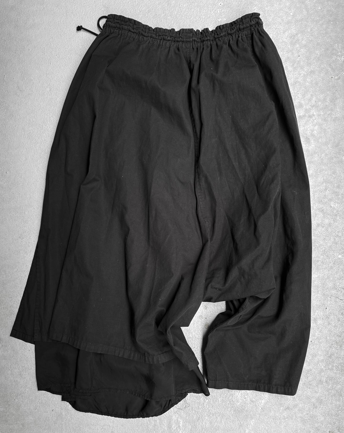 Y's by Yohji Yamamoto AW22 Asymmetric Back-Panel Drawstring Pants
