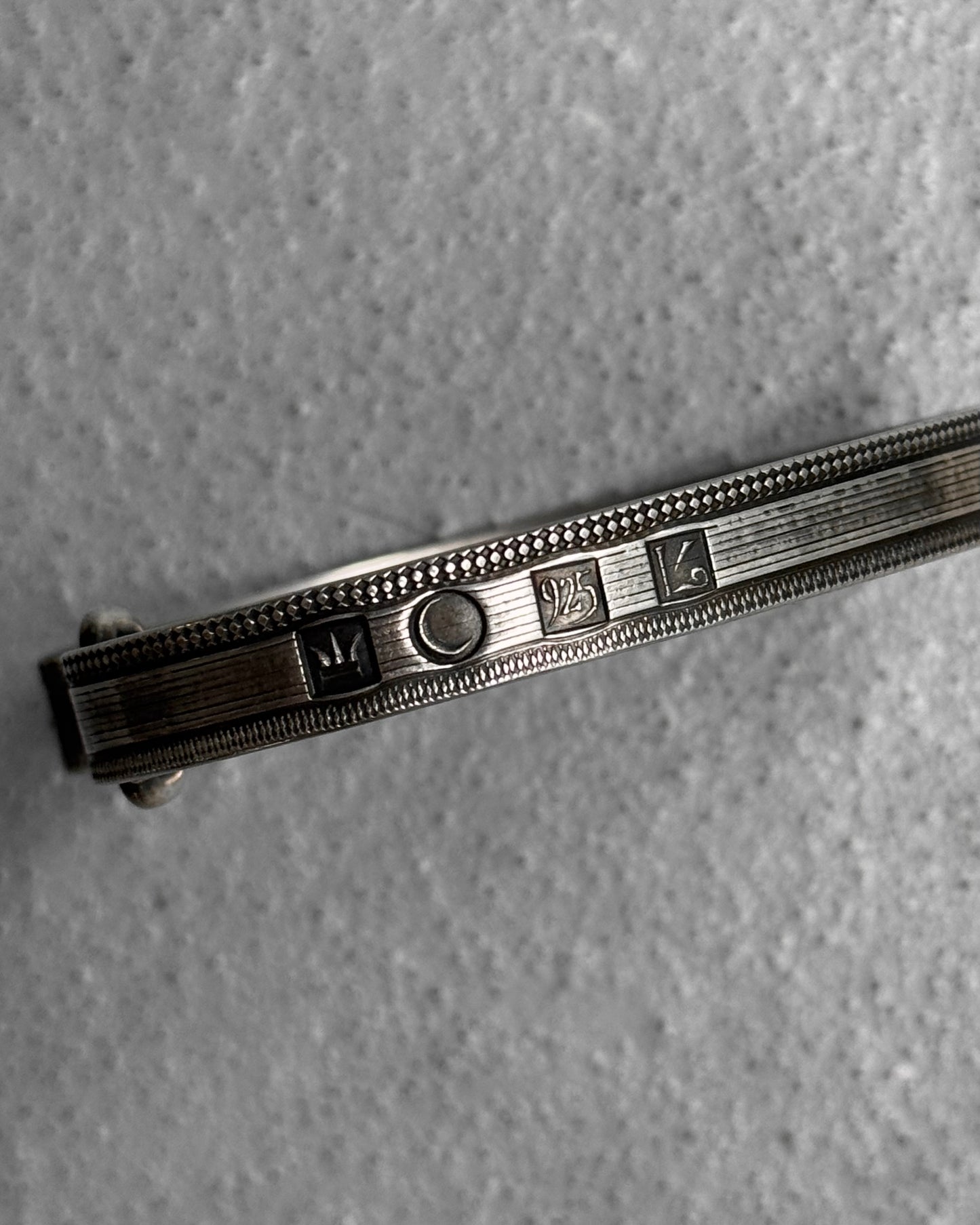 WERKSTATT:MÜNCHEN Stamped Band Silver Bracelet