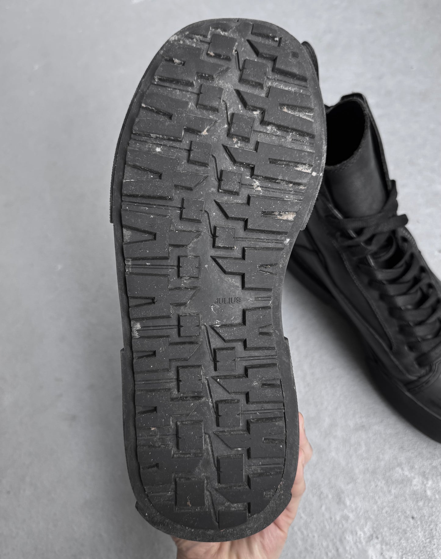 Julius_7 AW22 “EREBUS;” Side-zips Platform Leather Sneakers